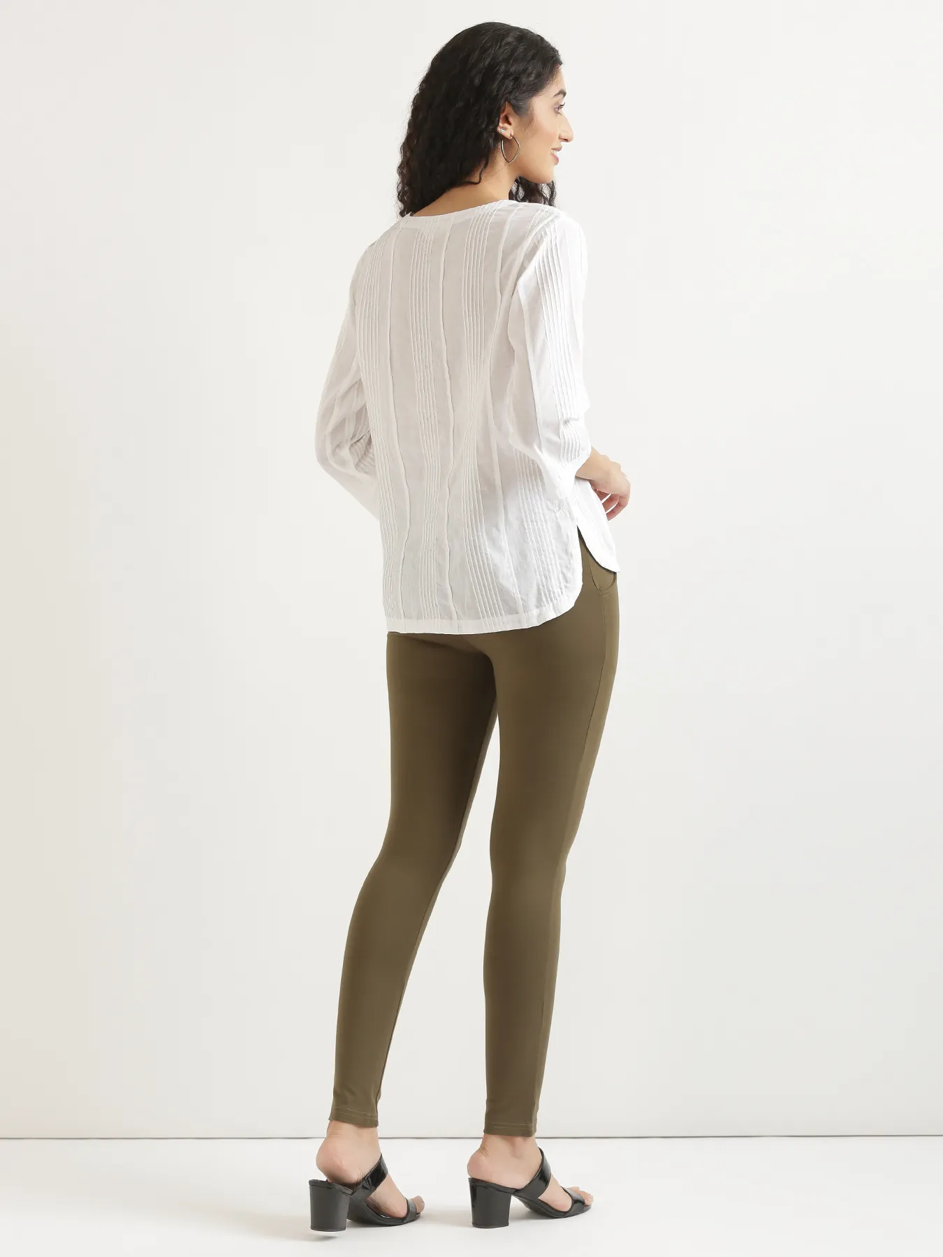 Women Olive Green 4-Way Stretchable Pants - Image 9