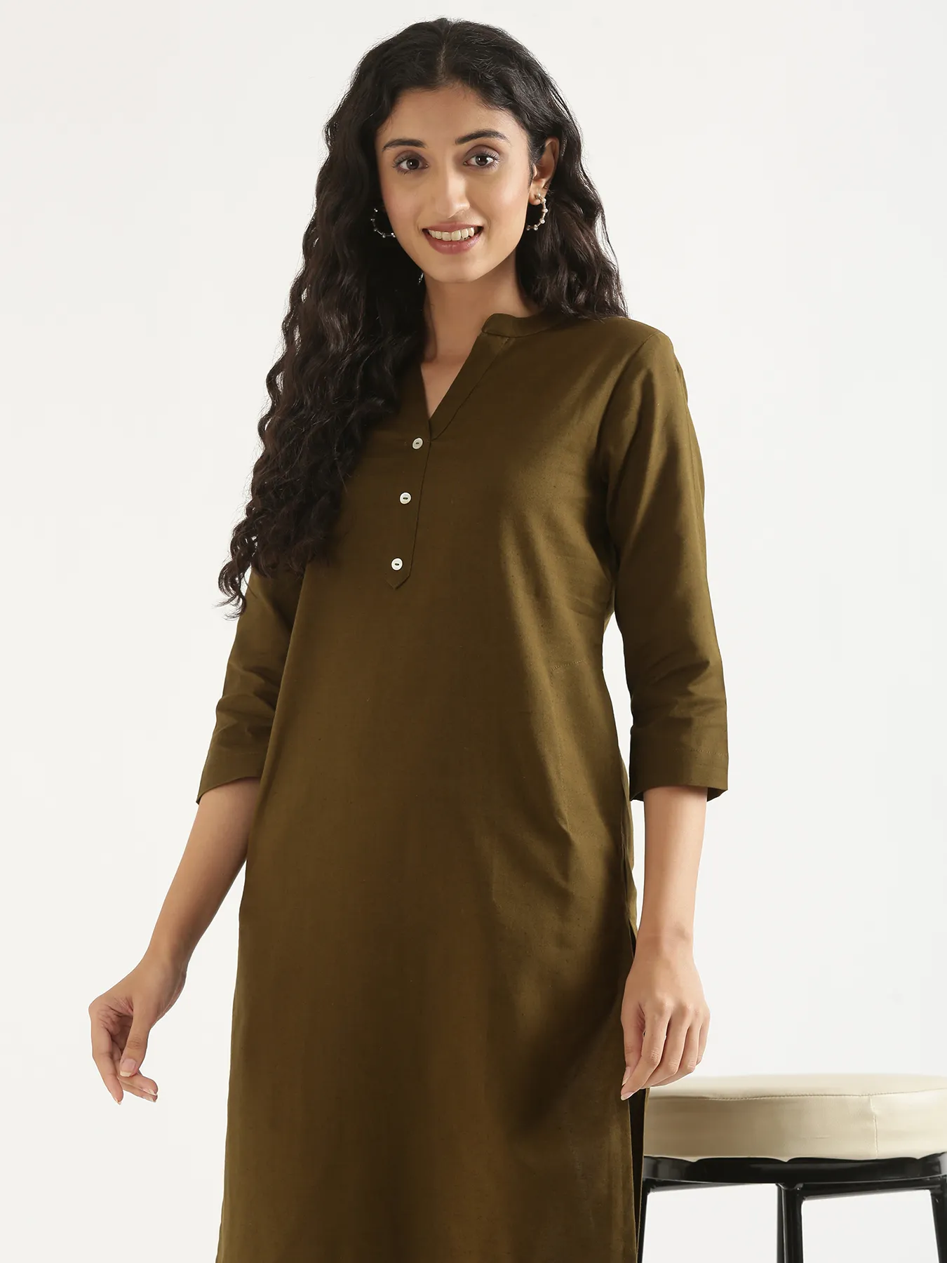 Women Olive Green Airy Linen Long Kurta & Cement Grey Cotton Pant Set - Image 5