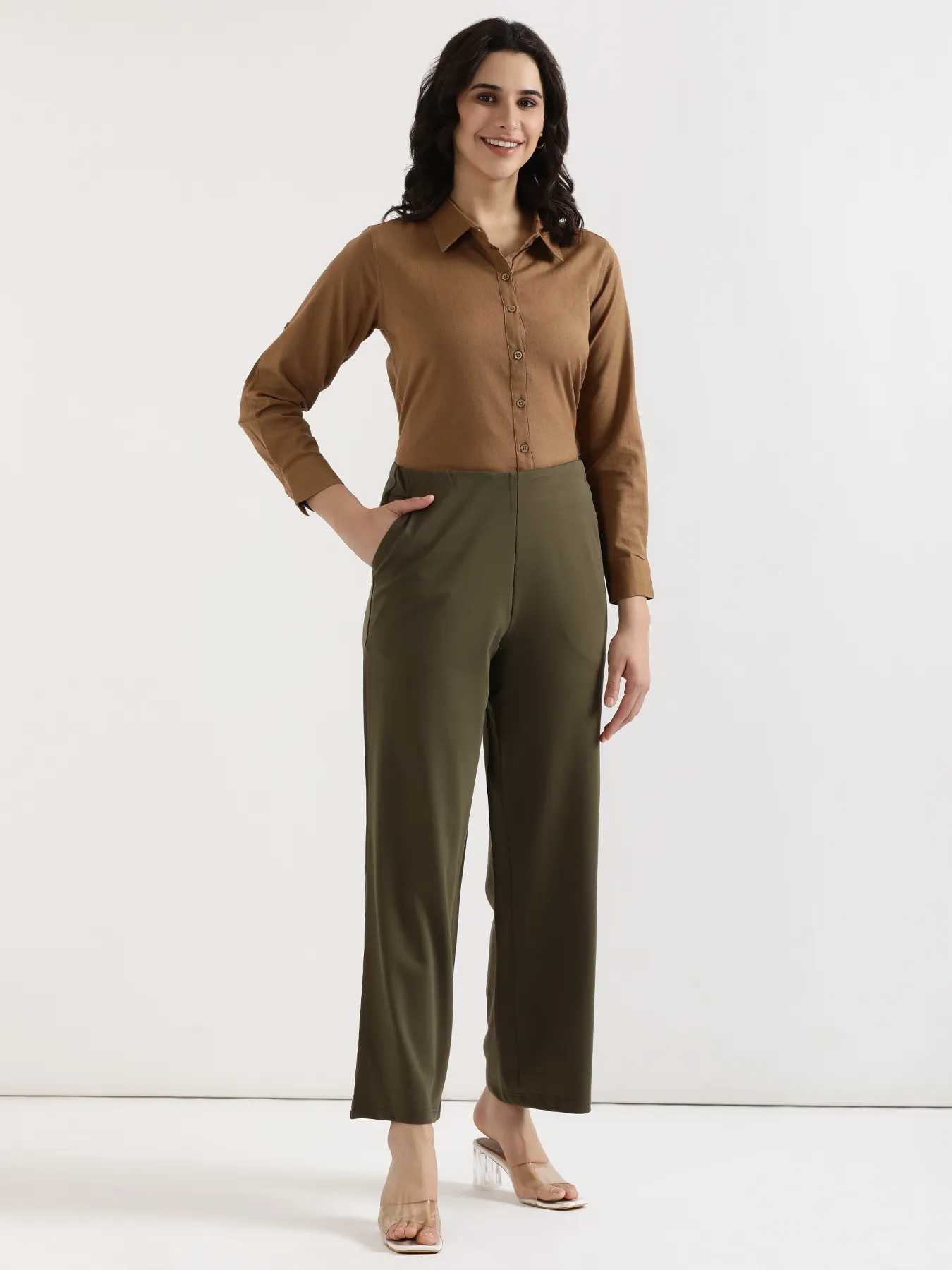 Women Olive Green Wide Leg Pants - Image 3