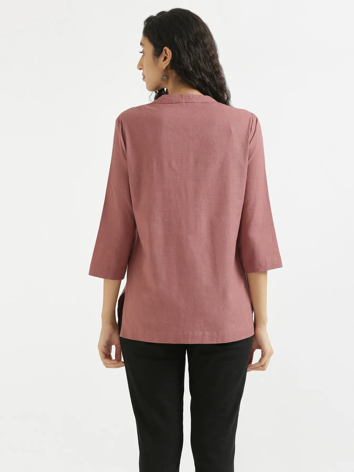 Women Rose Taupe Airy Linen Short Kurta - Image 5
