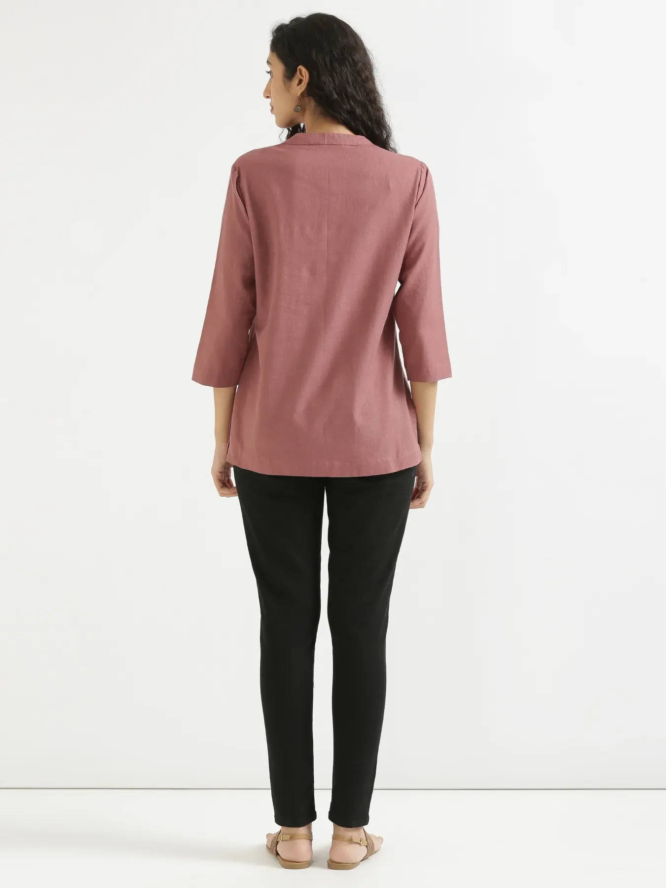 Women Rose Taupe Airy Linen Short Kurta - Image 7