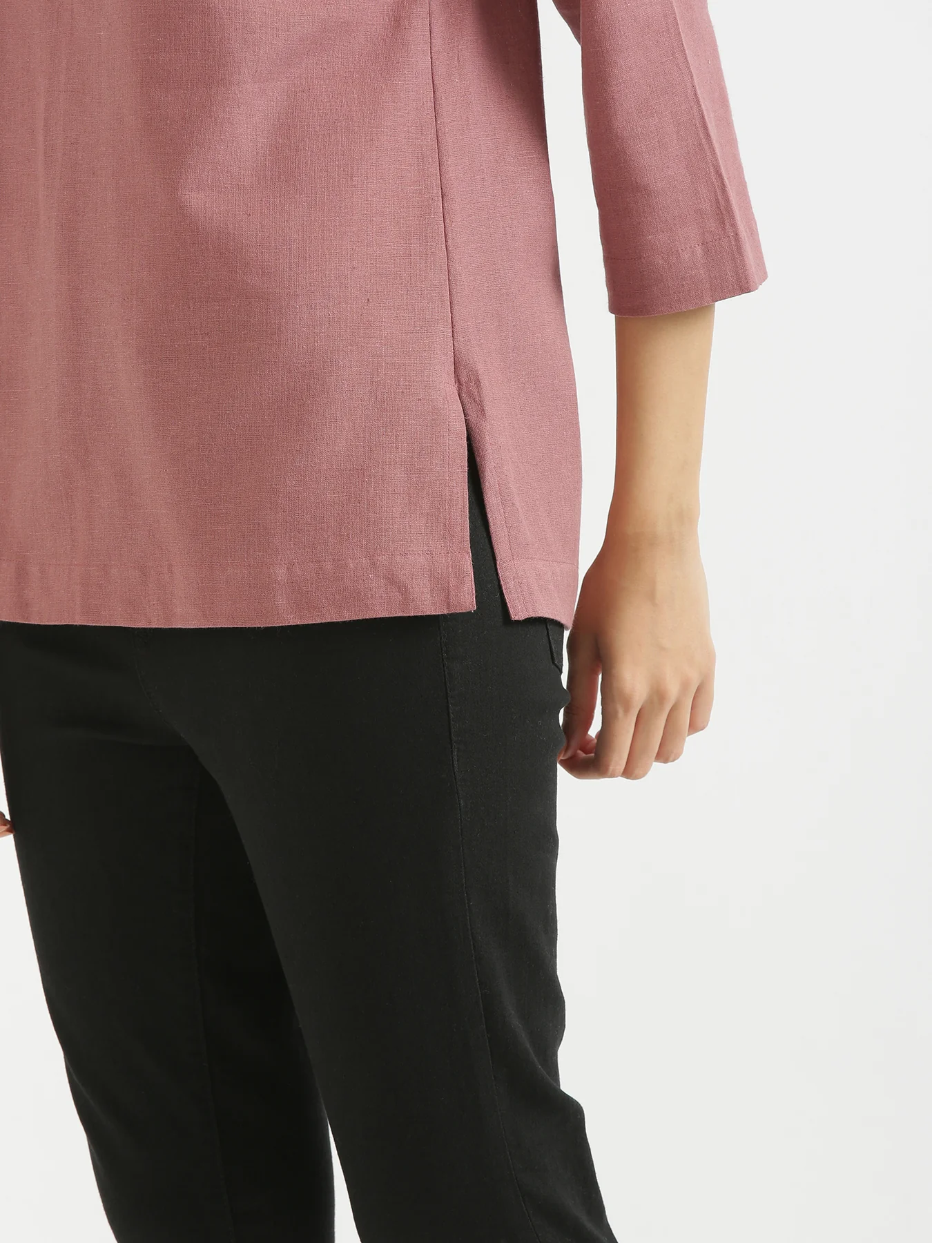 Women Rose Taupe & Maroon Short Kurta - Image 8