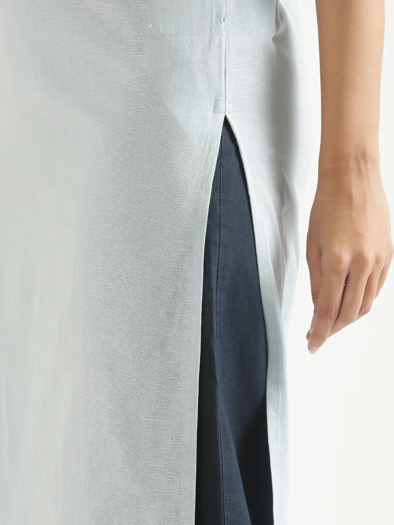 Women Sky Blue Airy Linen Long Kurta - Image 8