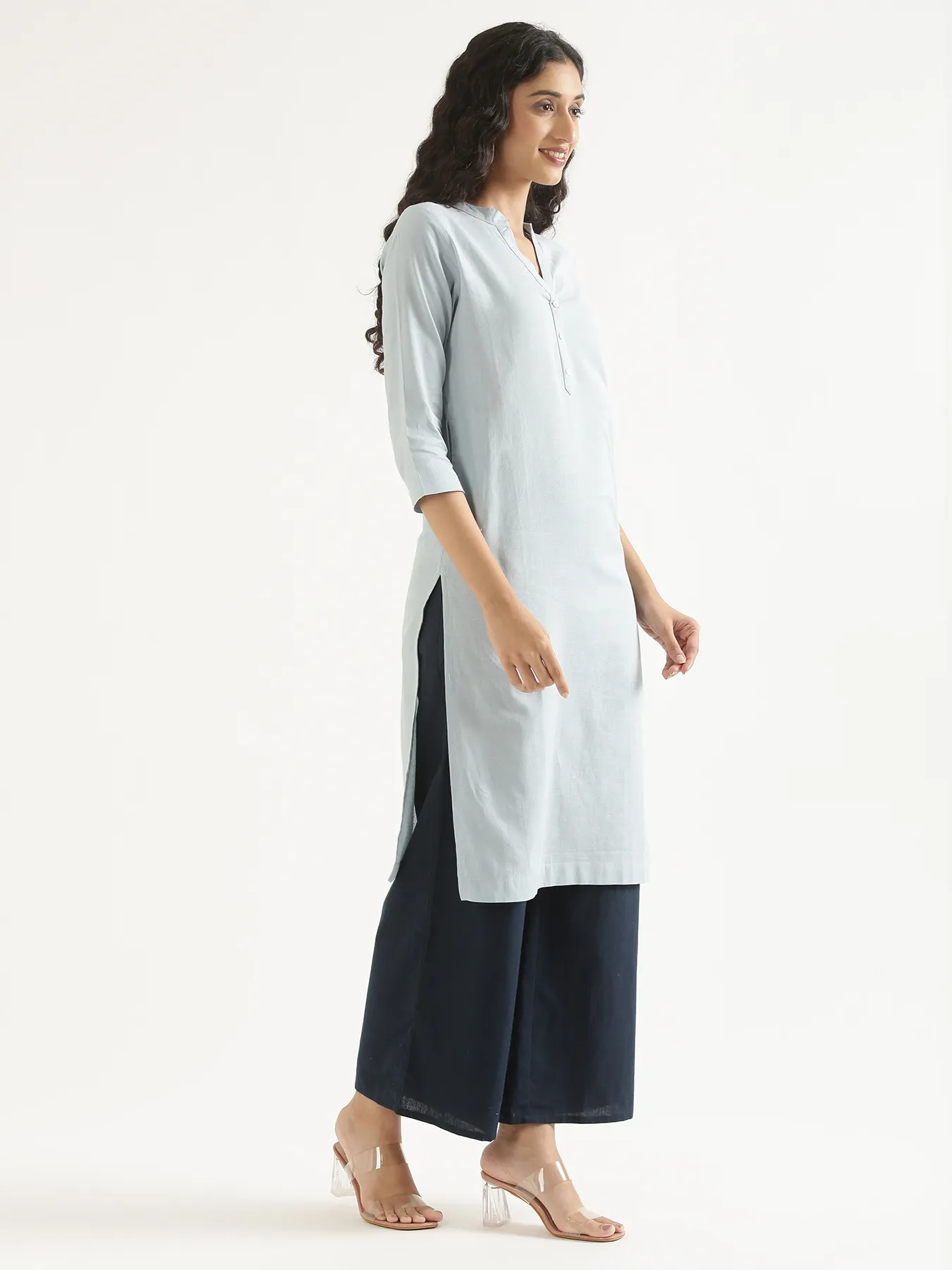 Women Sky Blue Airy Linen Long Kurta - Image 9