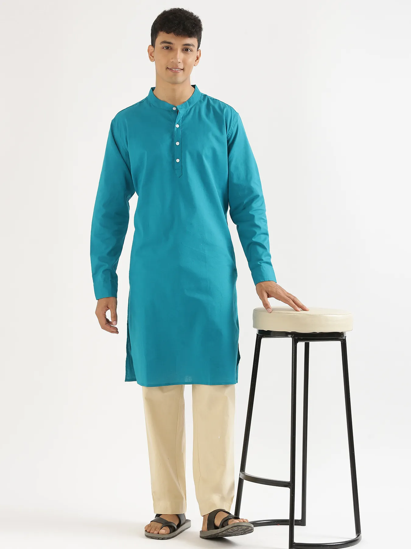 Men Teal Airy Linen Long Kurta - Image 9