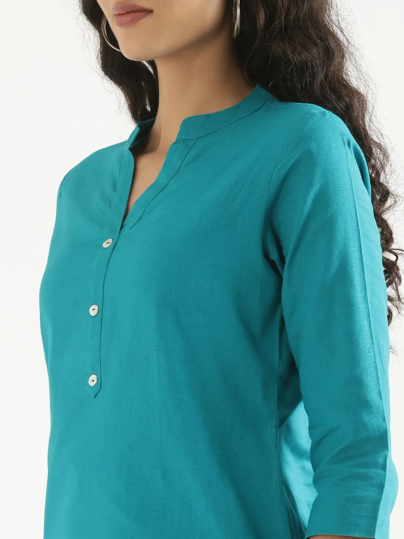 Women Teal Airy Linen Long Kurta & White Cotton Pant Set - Image 6
