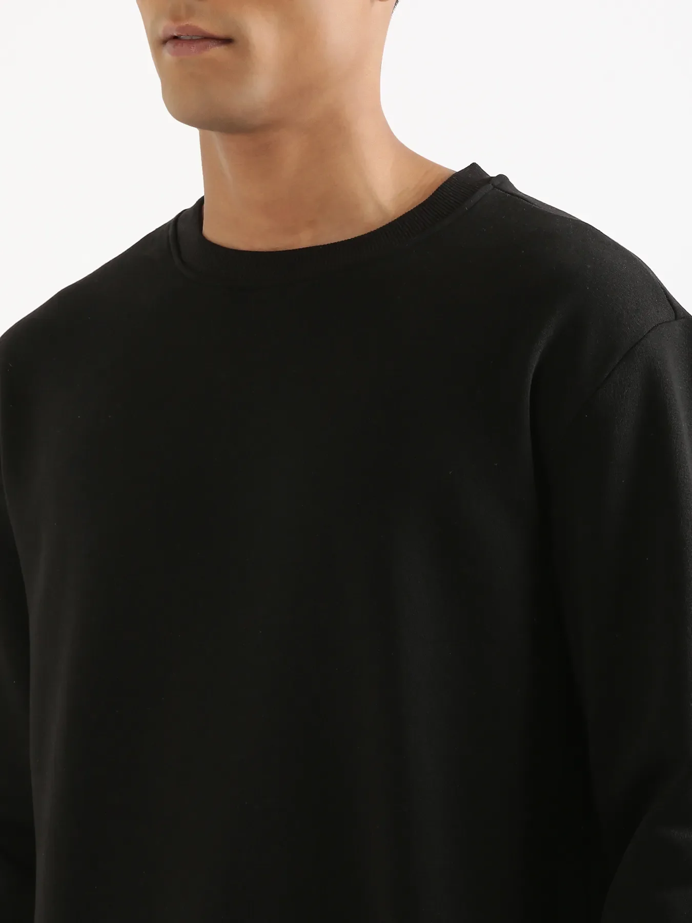 Unisex Black Round Neck Sweatshirt - Image 6