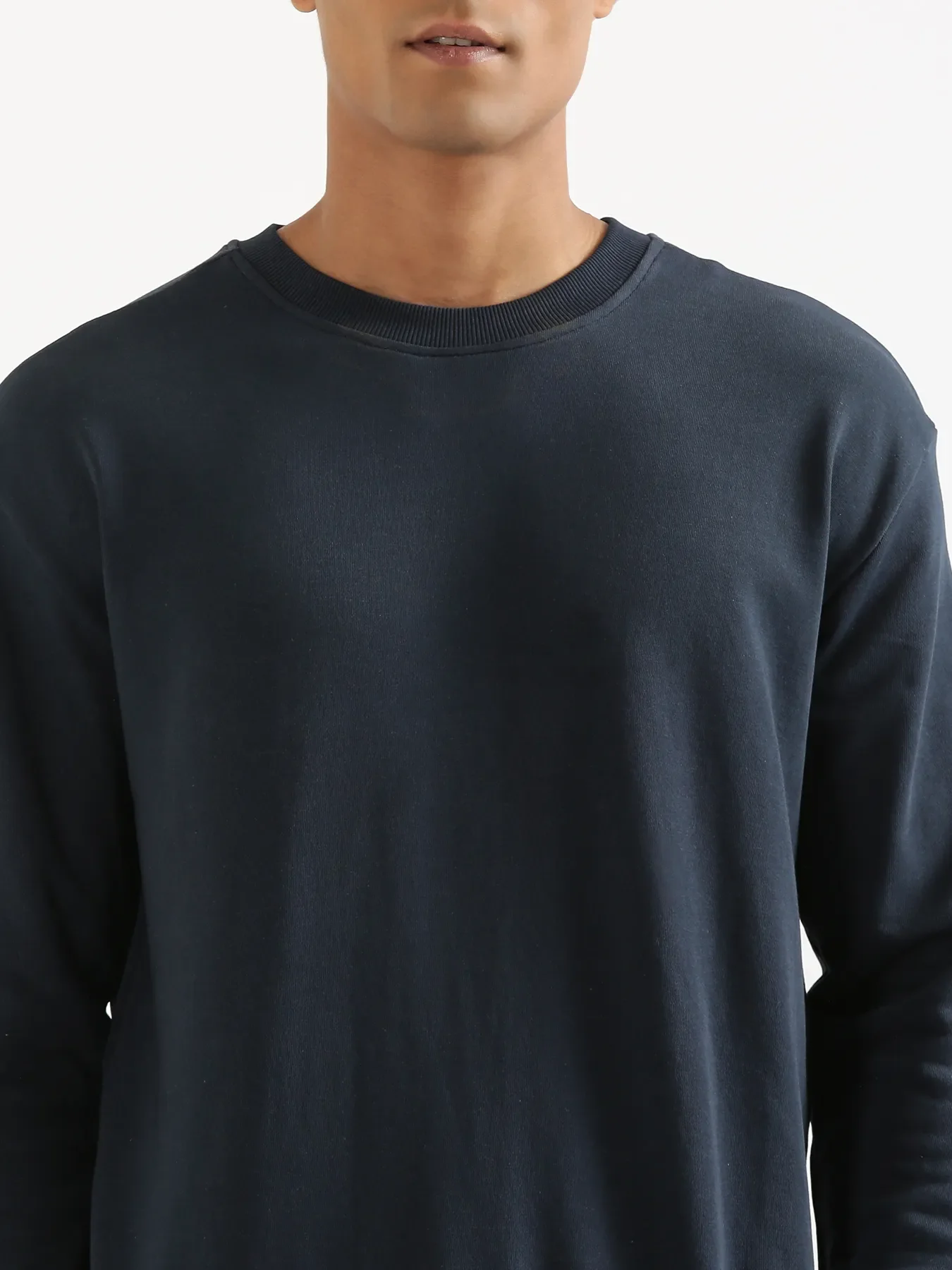 Unisex Navy Blue Round Neck Sweatshirt - Image 7
