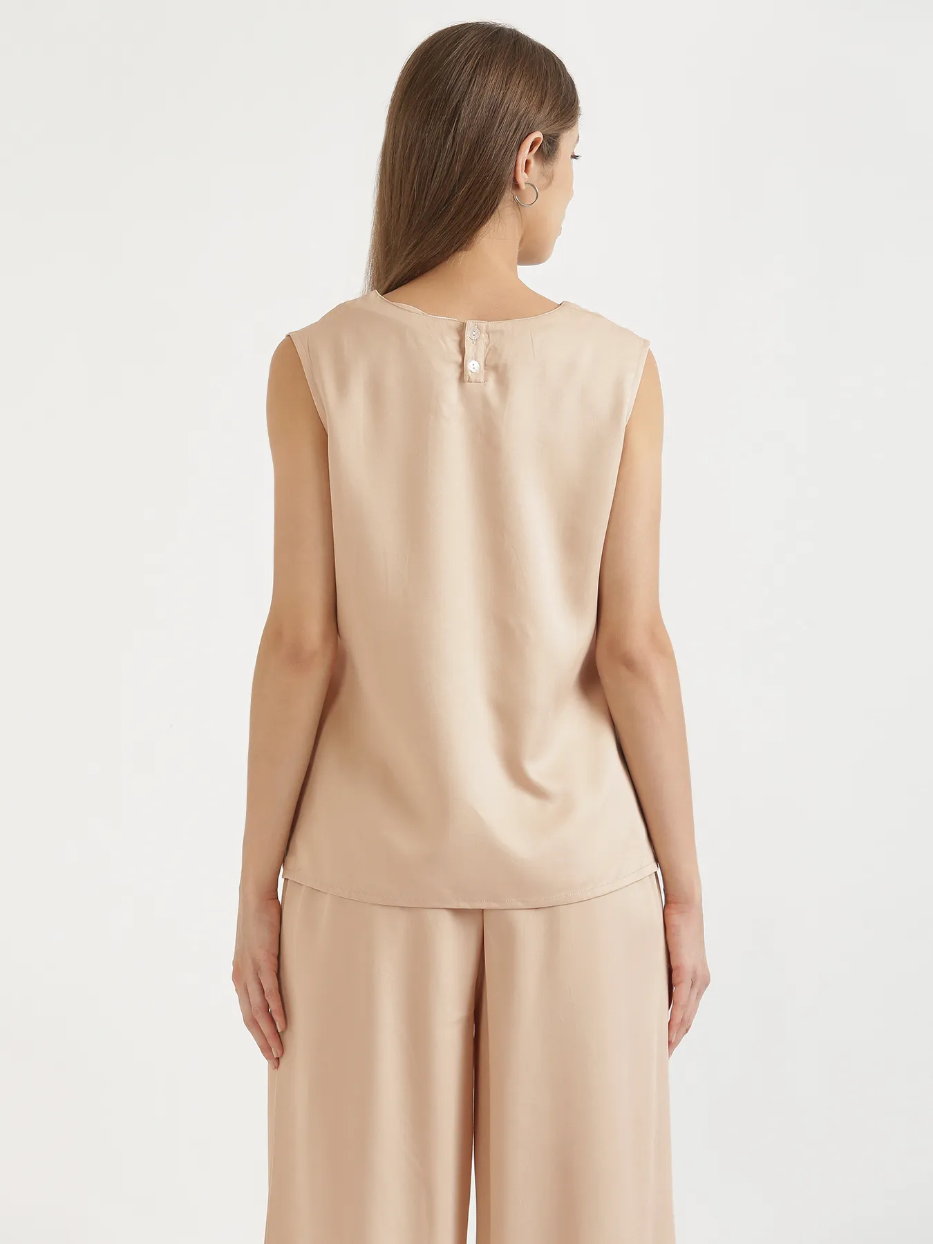 Women Beige V-Neck Sleeveless Top - Image 8