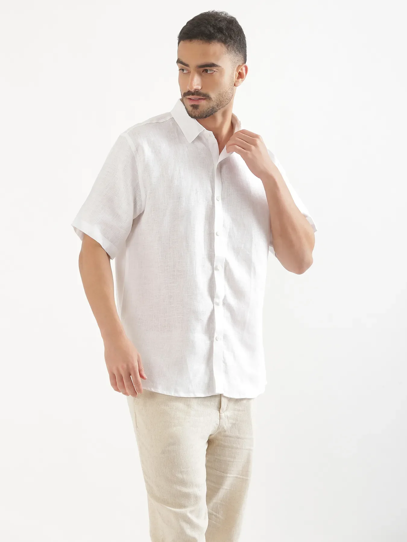 Men White 100% Linen Half Sleeve Shirt - Image 5