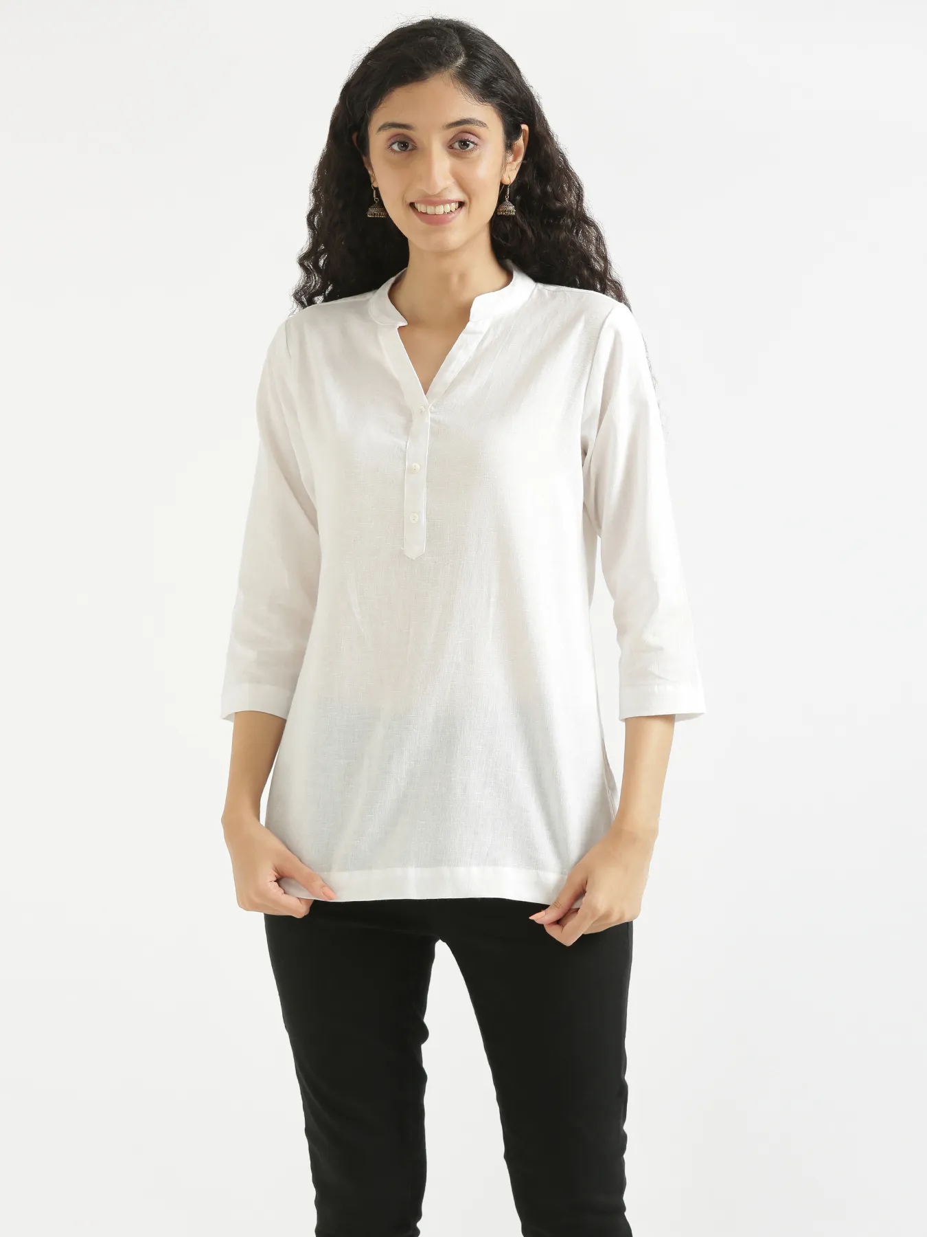 Women White Airy Linen Short Kurta - Image 3