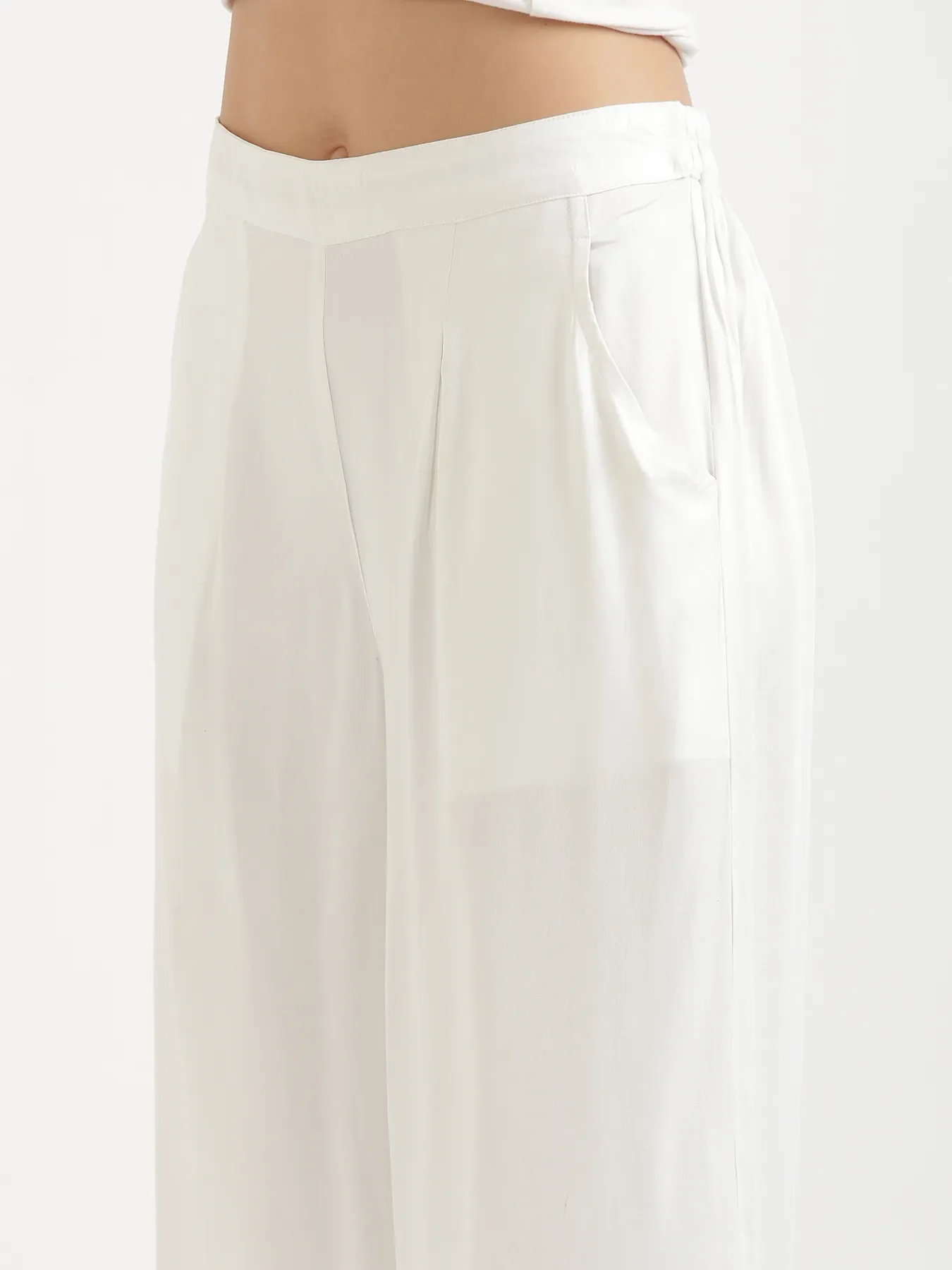 Women White Viscose Palazzo Pant - Image 7