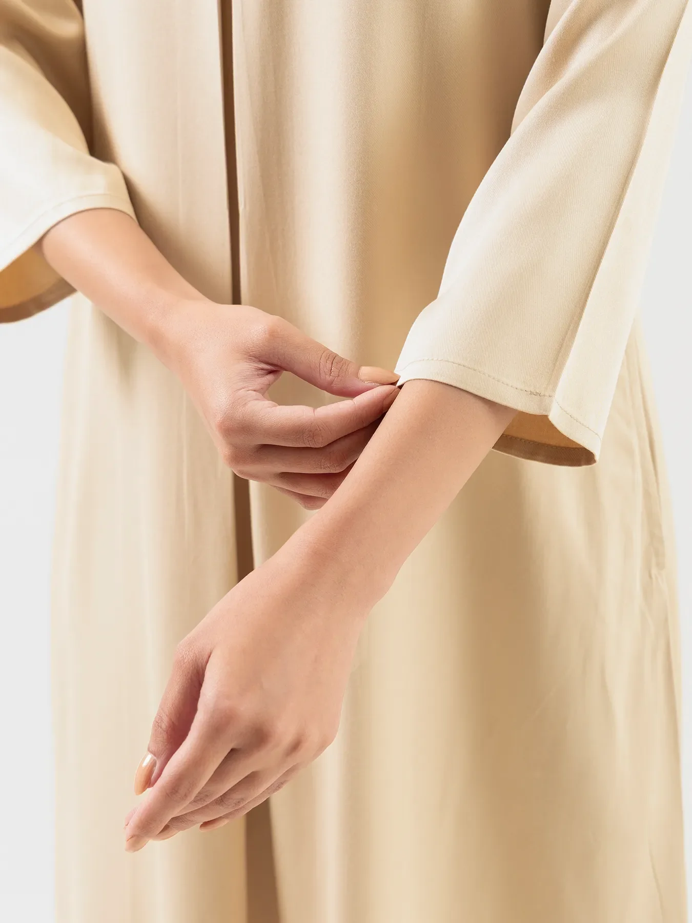Women Beige Flowy Pleated Kurta - Image 5
