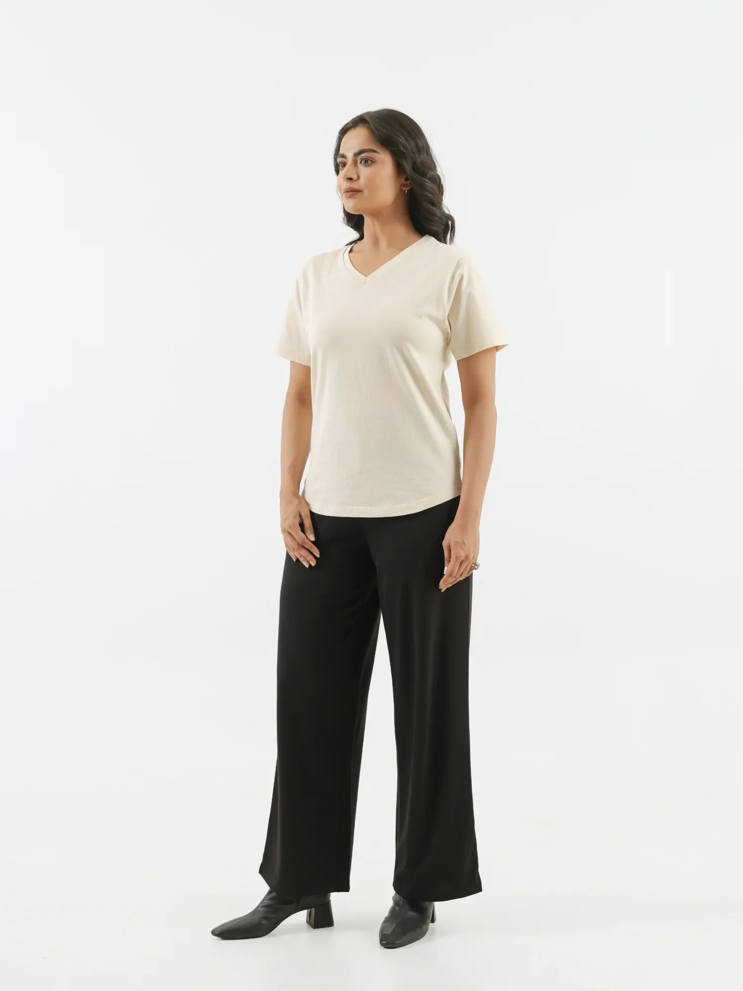 Women Beige V-neck T-shirt - Image 7