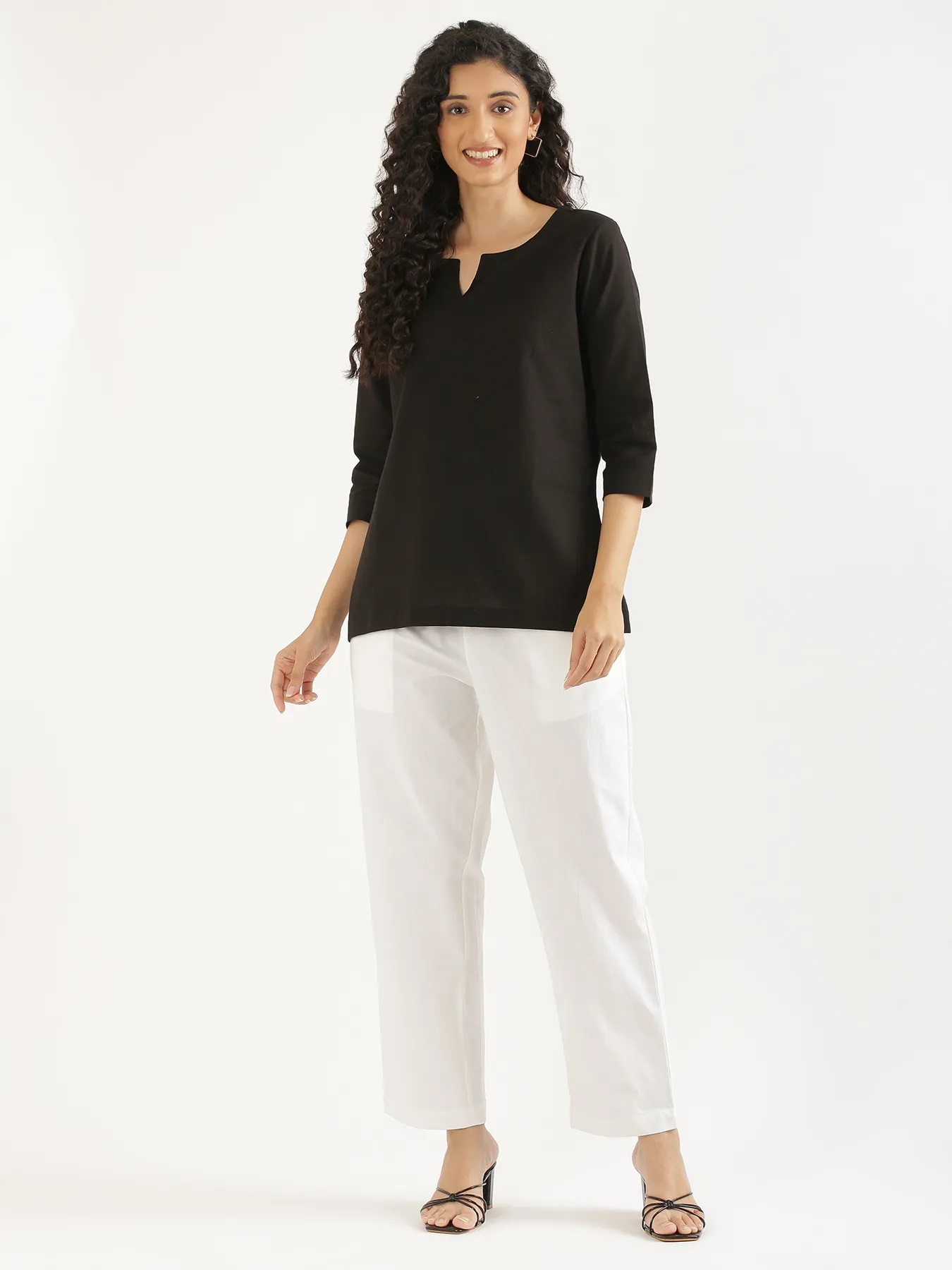 Women Black Airy Linen Split Neck Short Kurta - Image 3