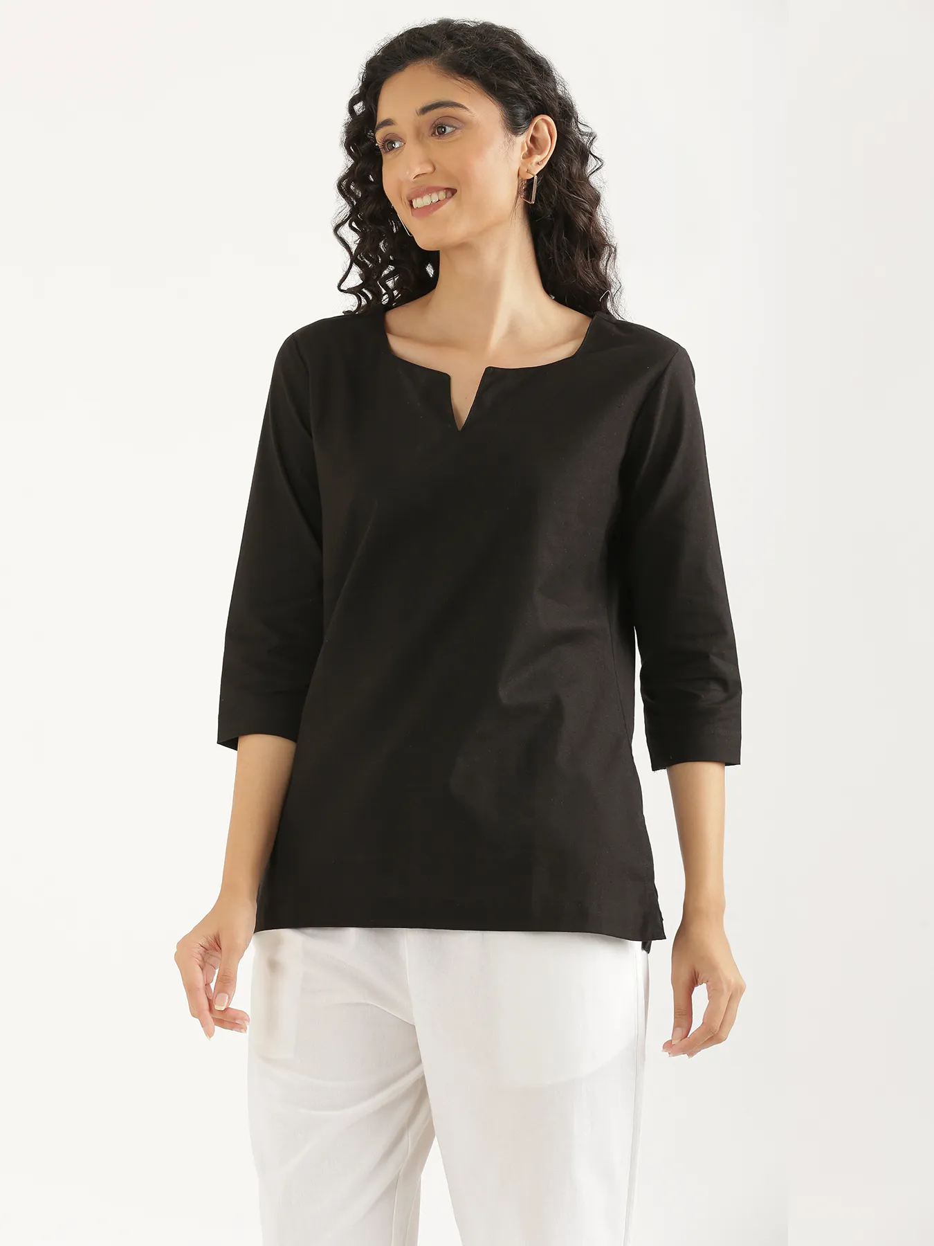 Women Black Airy Linen Split Neck Short Kurta - Image 9
