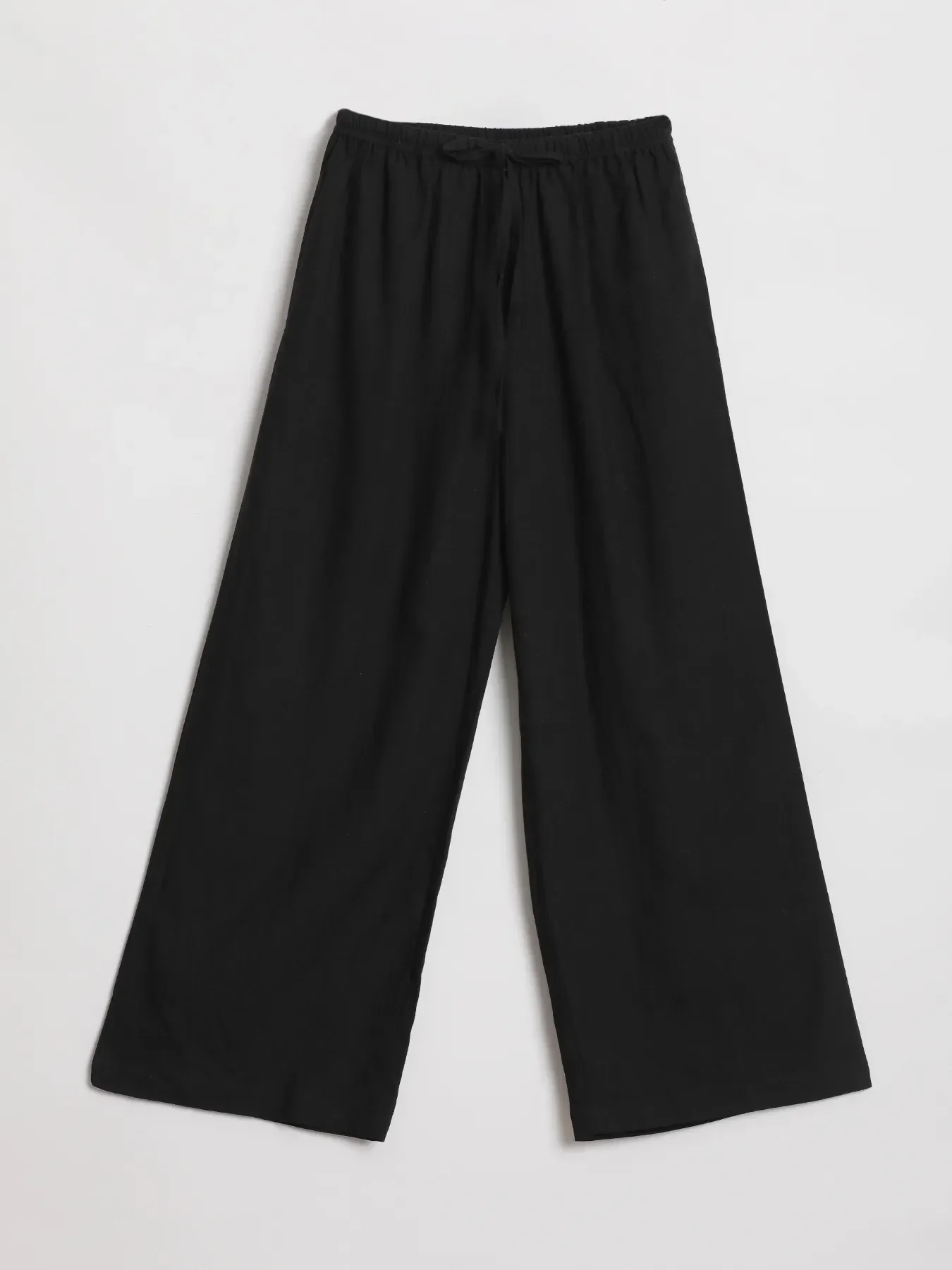 Women Black Flowy Linen Kurta Set - Image 8