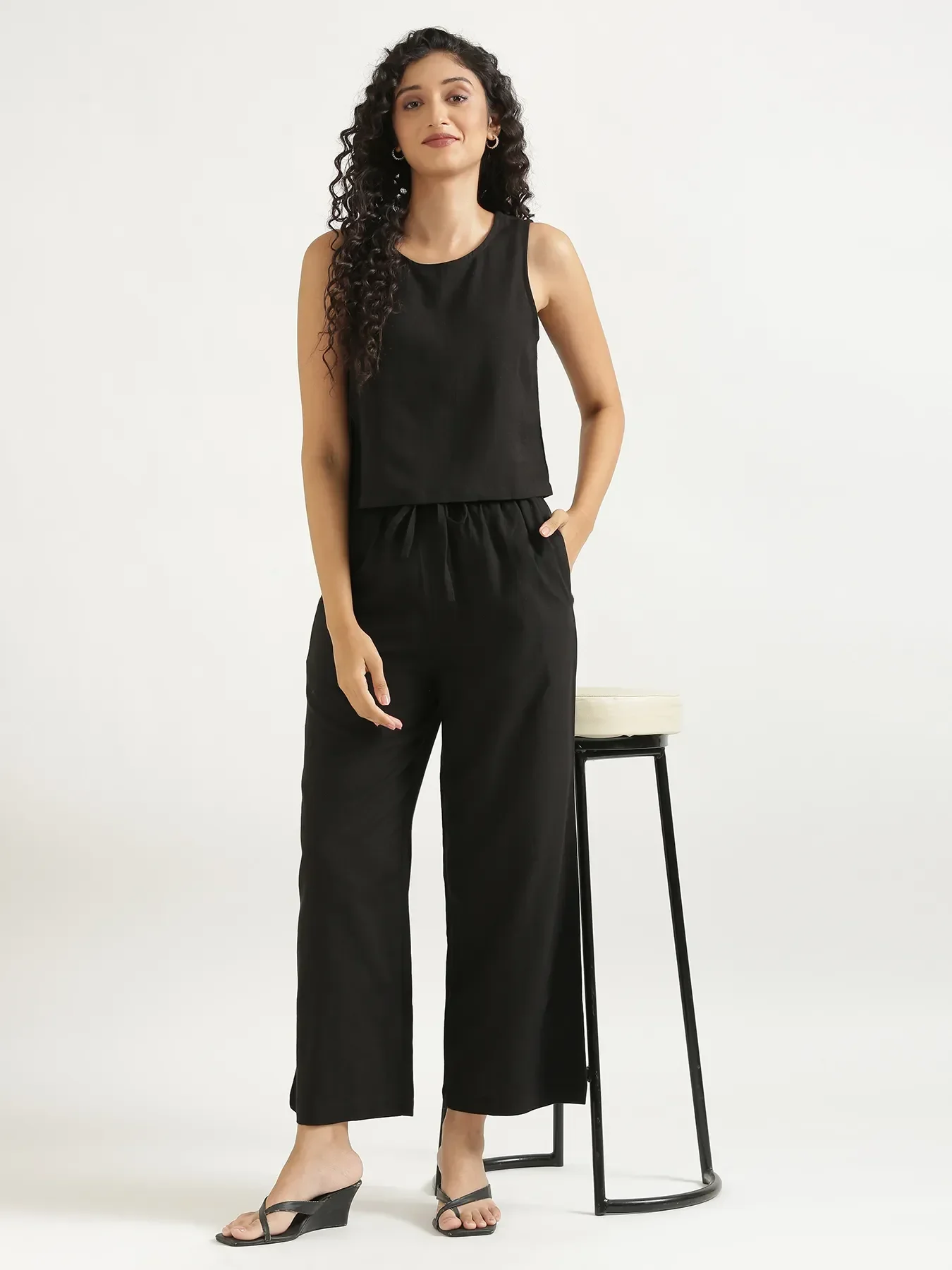 Women Black Flowy Linen Pant Set - Image 3