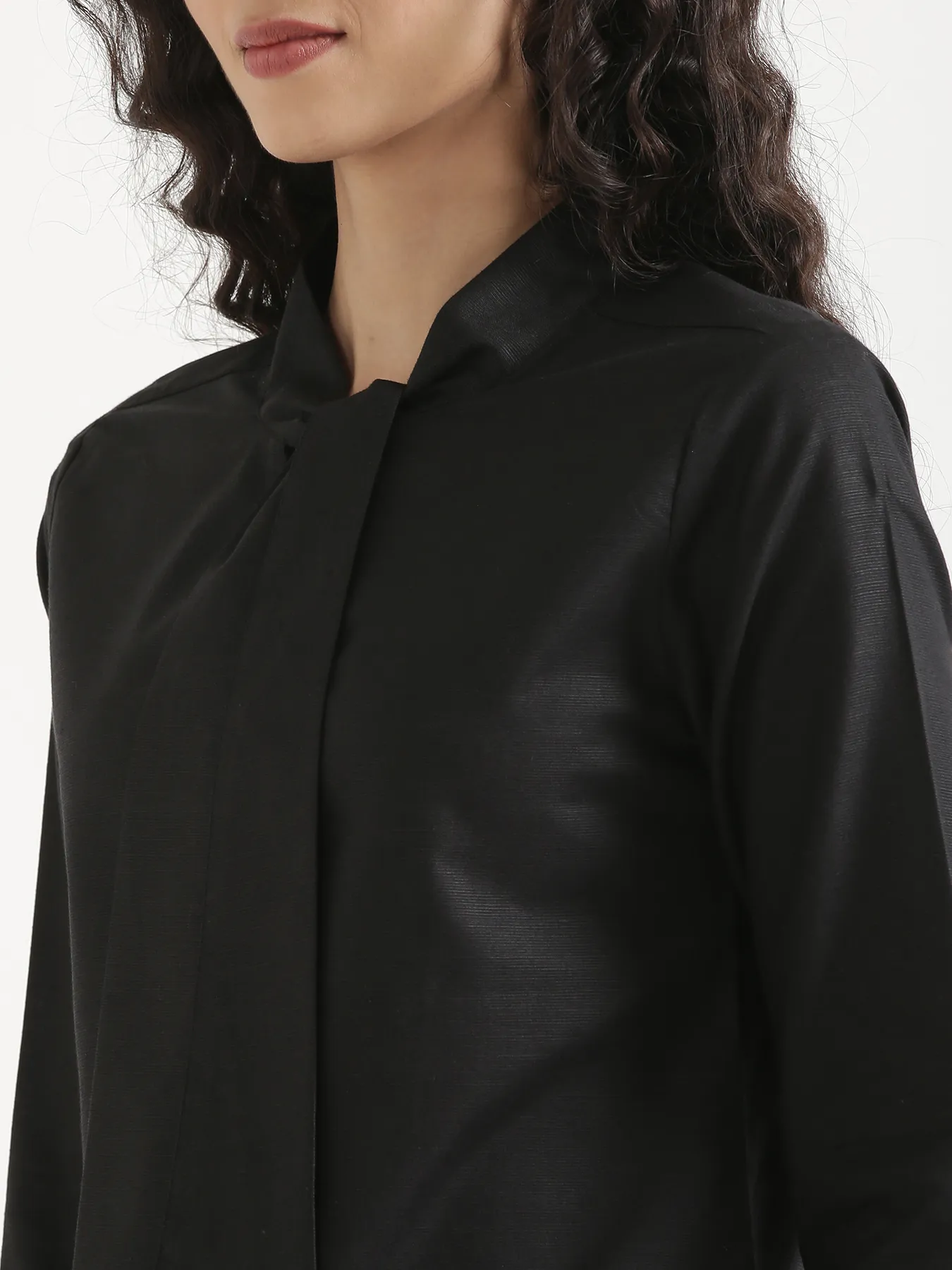 Women Black Linen Blend Knot Blouse - Image 6