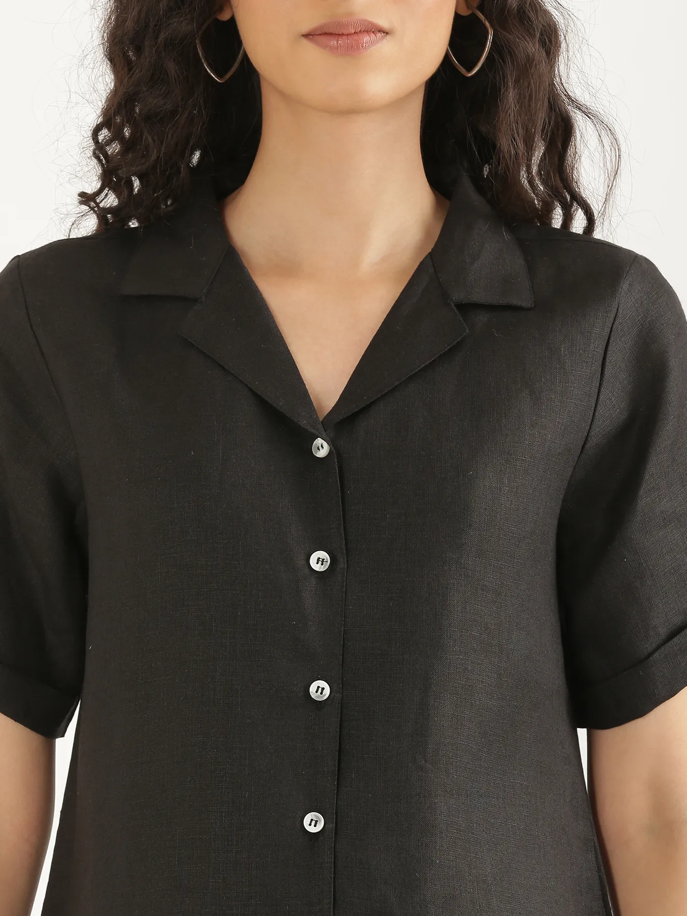Women Black Pure Linen Notch Collar Shirt - Image 4