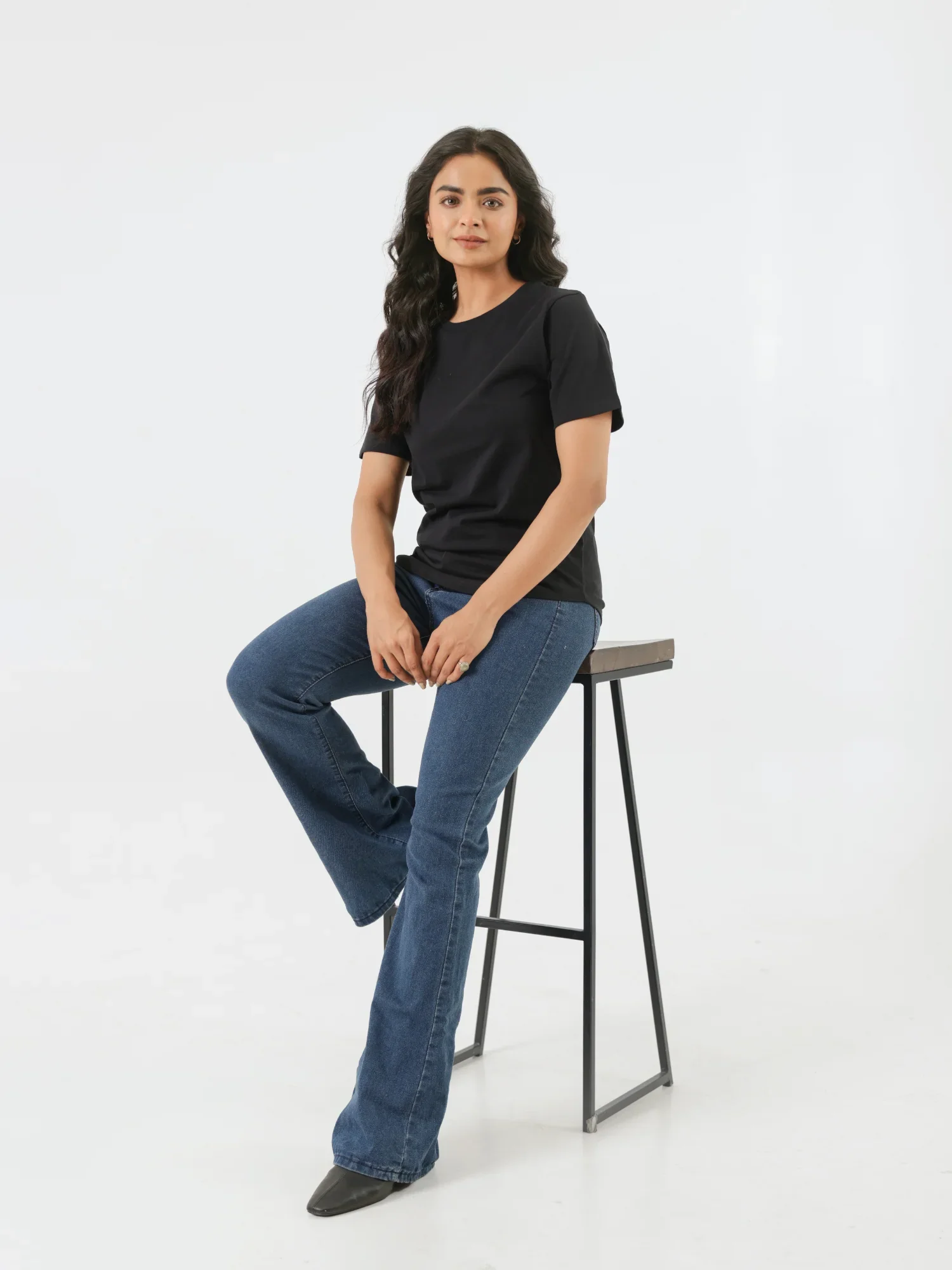 Women Black Round Neck T-shirt - Image 9