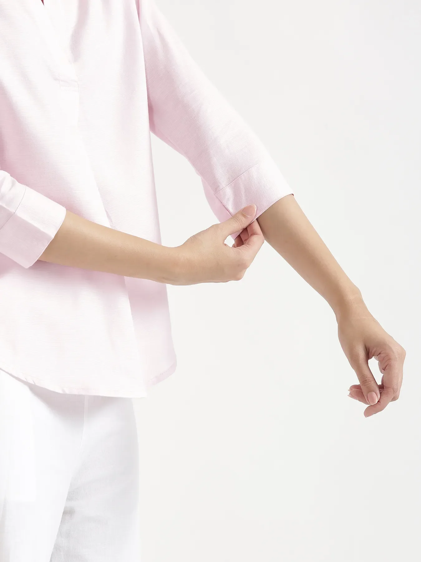 Women Blush Pink Linen Blend Pleated Top & White Airy Linen Wide Leg Pants Pant Set - Image 7