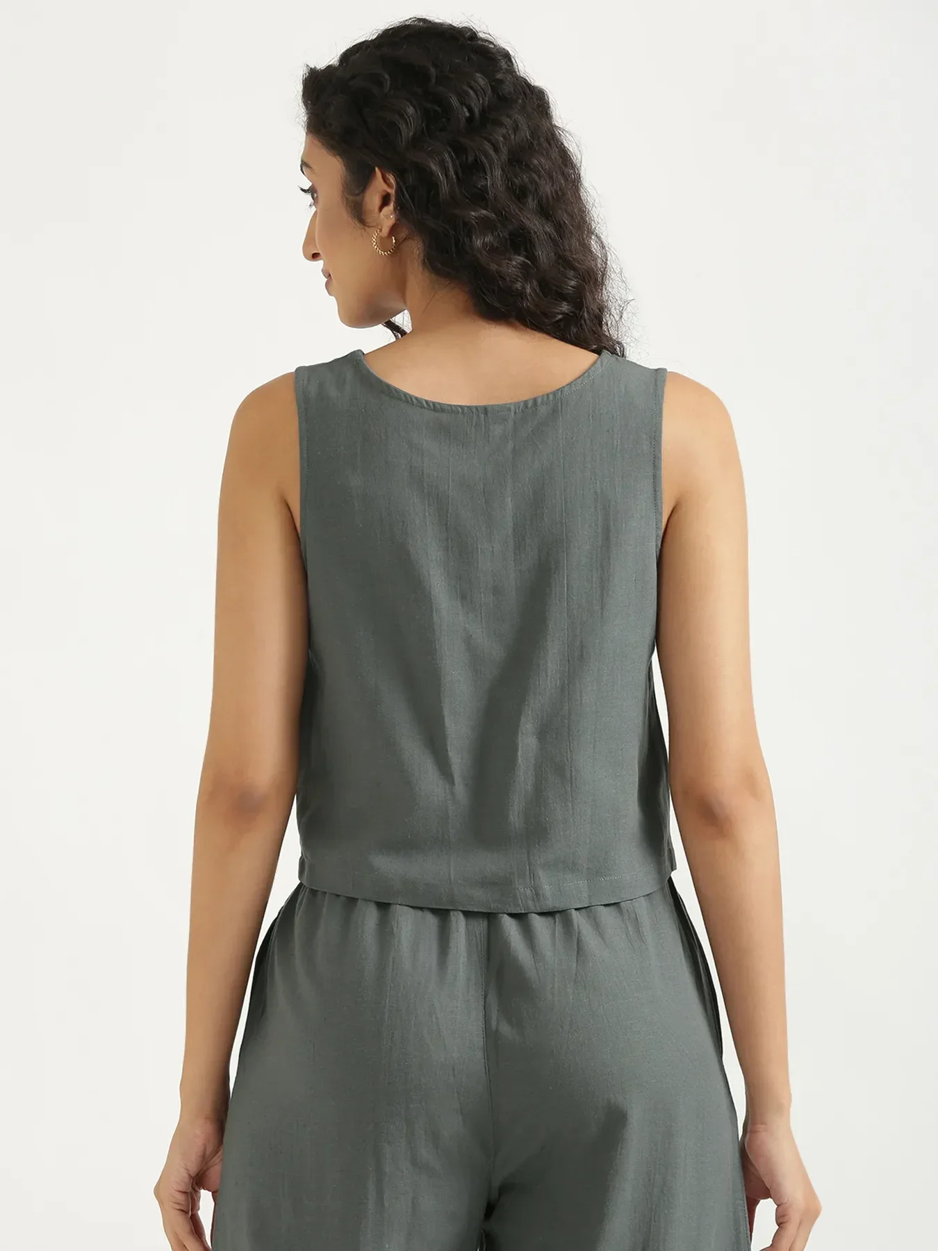 Women German Grey Flowy Linen Crop Top - Image 7