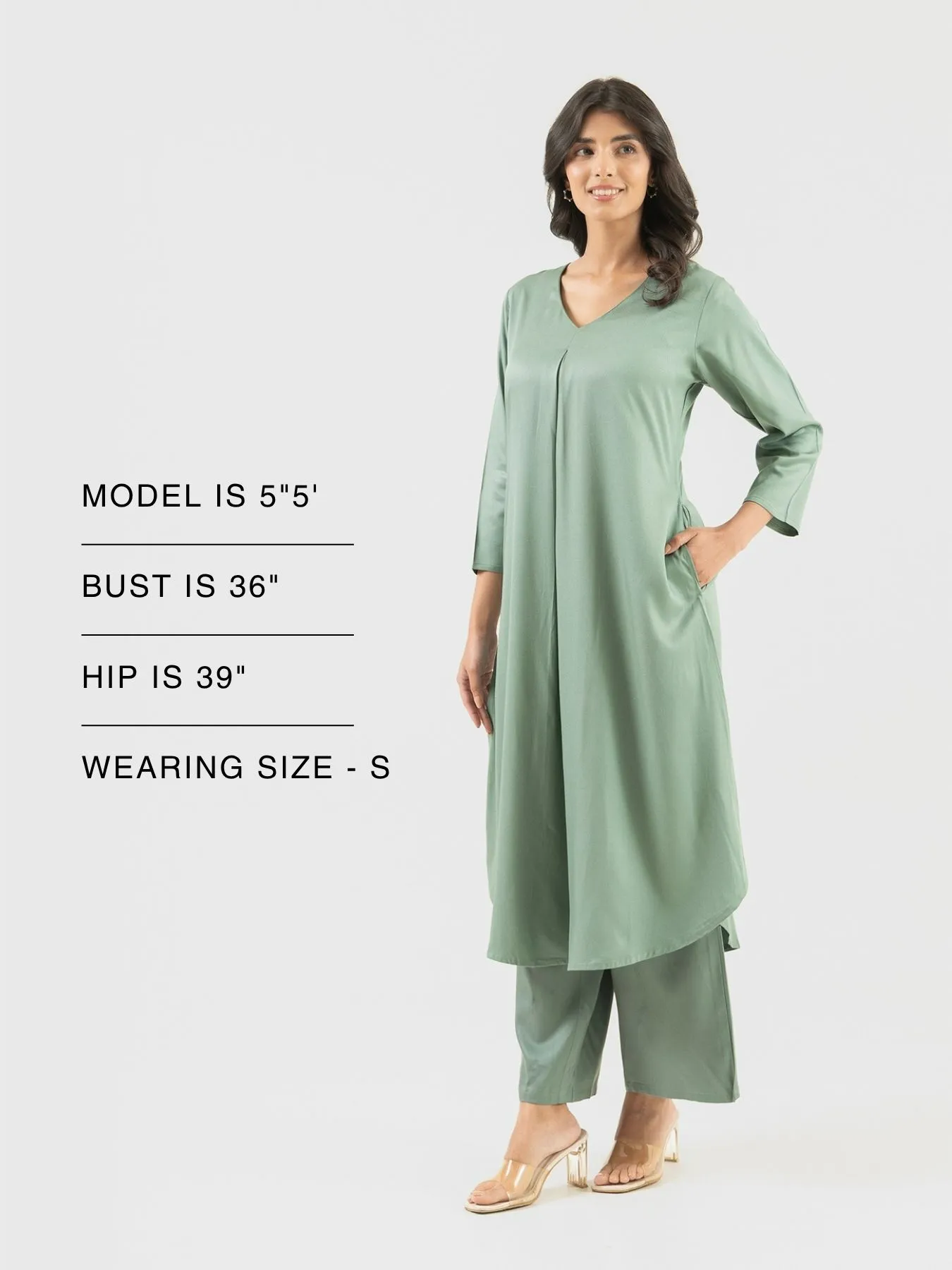 Women Jade Flowy Pleated Kurta - Image 8