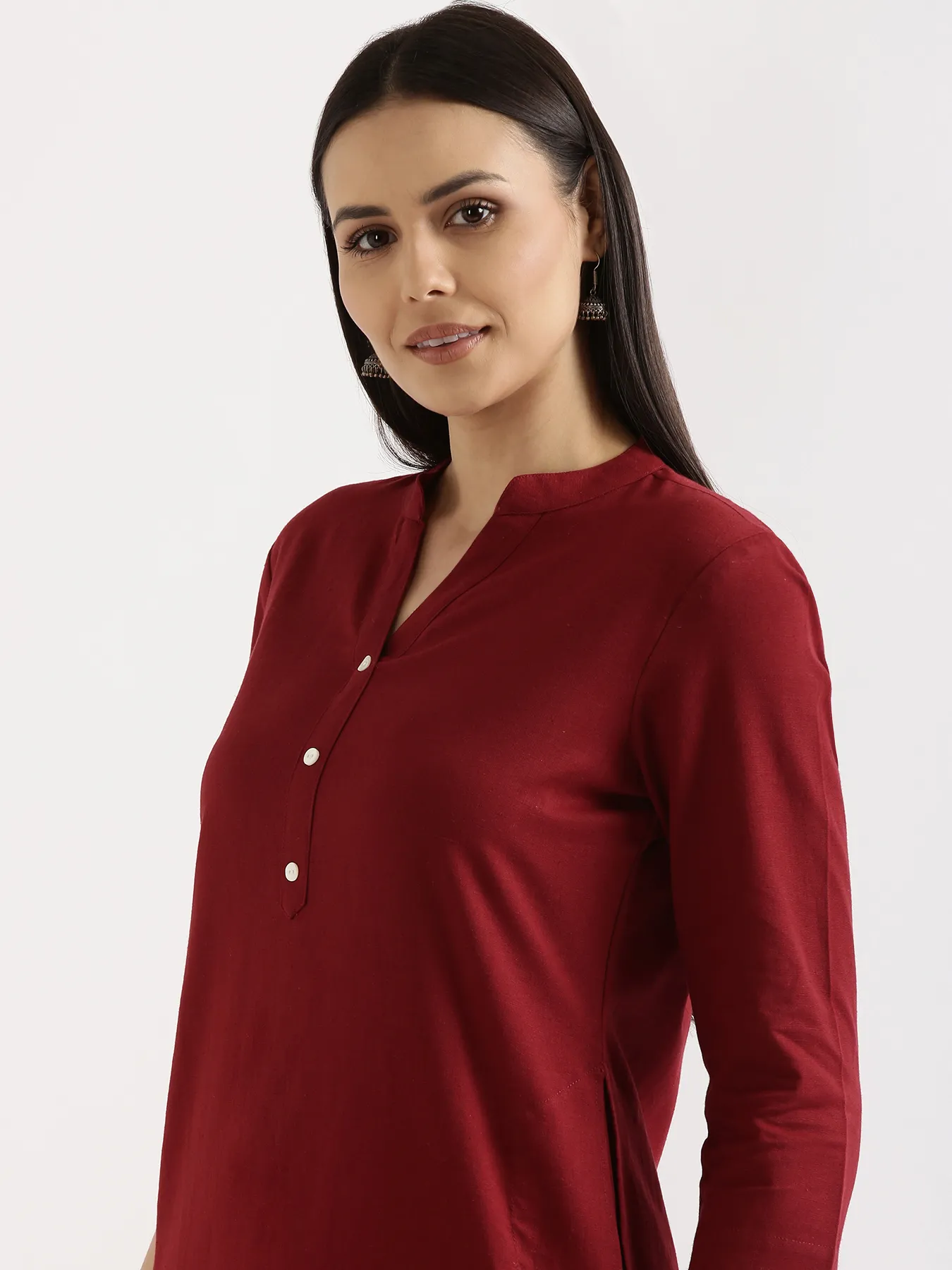 Women Maroon Airy Linen Long Kurta & White Viscose Palazzo Pant Set - Image 4