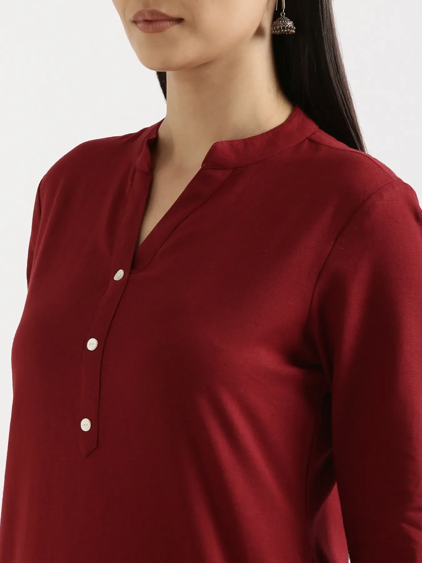 Women Maroon Airy Linen Long Kurta & White Viscose Palazzo Pant Set - Image 6