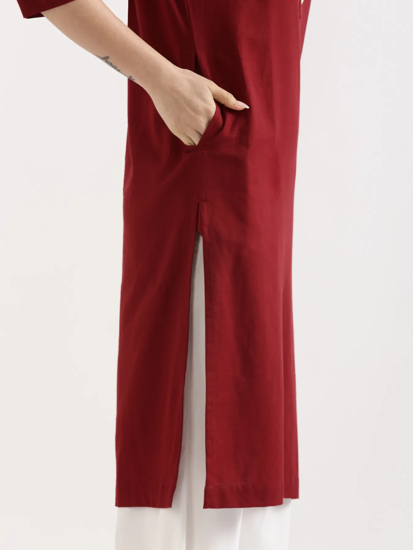 Women Maroon Airy Linen Long Kurta & White Viscose Palazzo Pant Set - Image 8