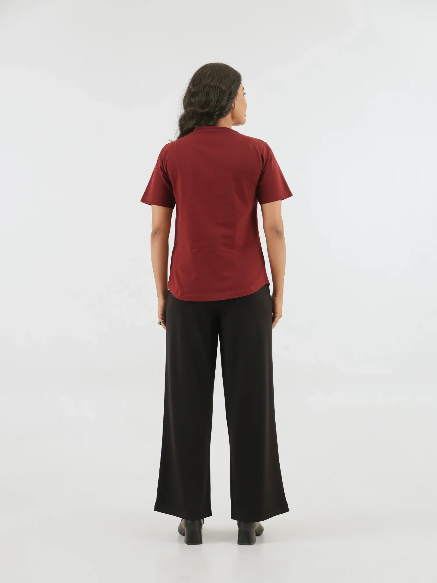Women Maroon V-neck T-shirt - Image 6