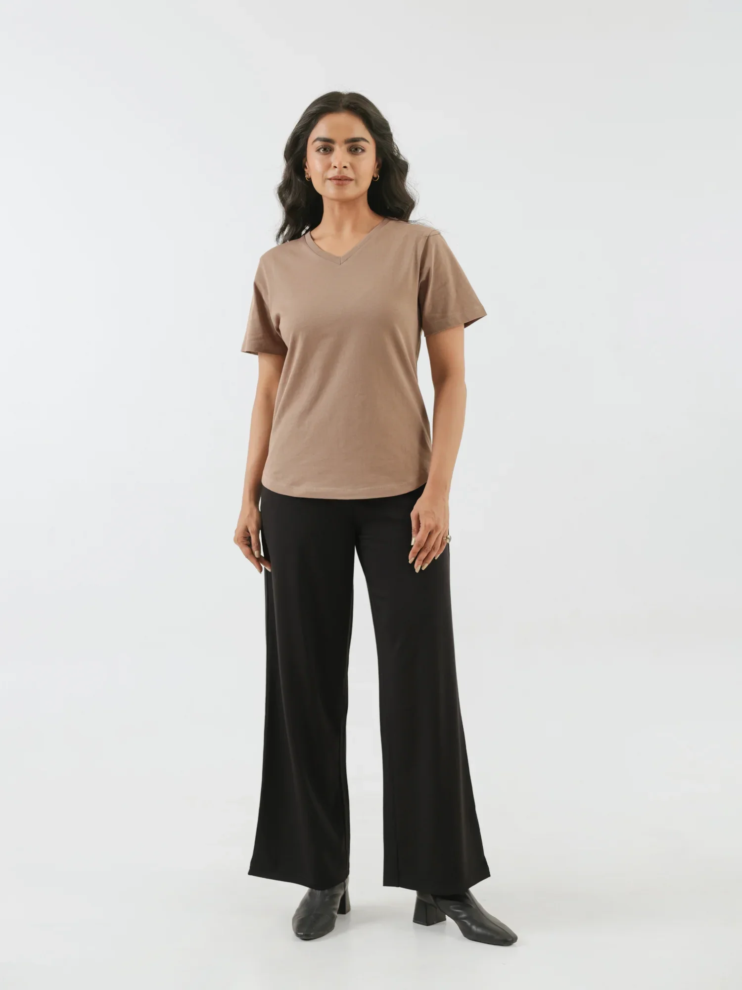 Women Mesa Taupe V-neck T-shirt - Image 3