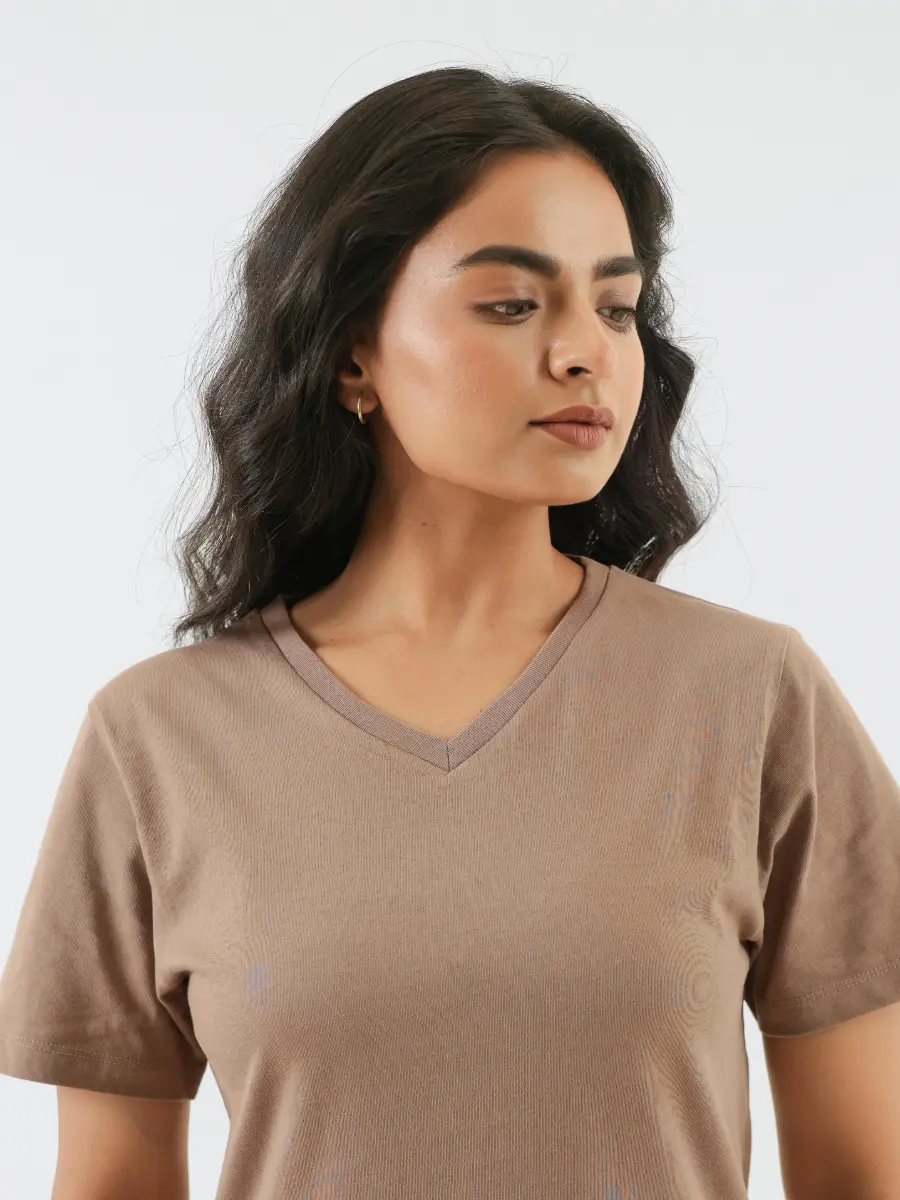 Women Mesa Taupe V-neck T-shirt - Image 4