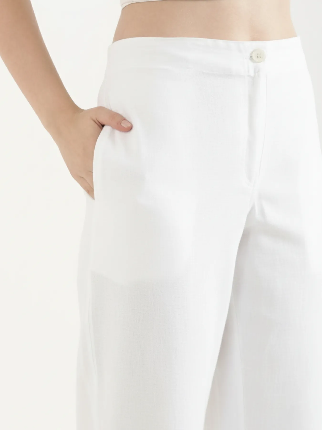 Women Mauve Pink Better Cotton Sleeveless Shirt & White Airy Linen Straight Pant - Image 9