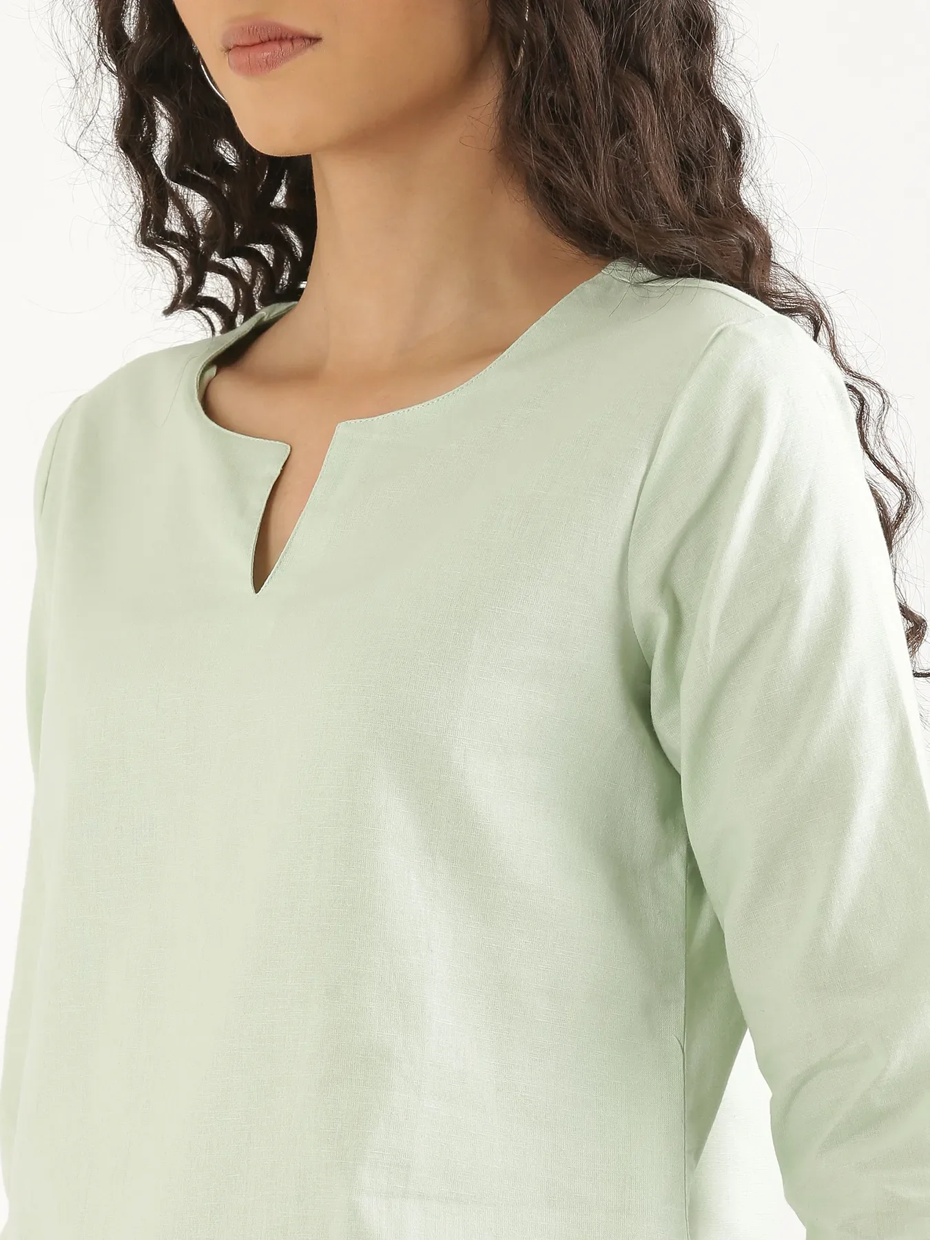 Women Mint Green Airy Linen Split Neck Short Kurta - Image 6