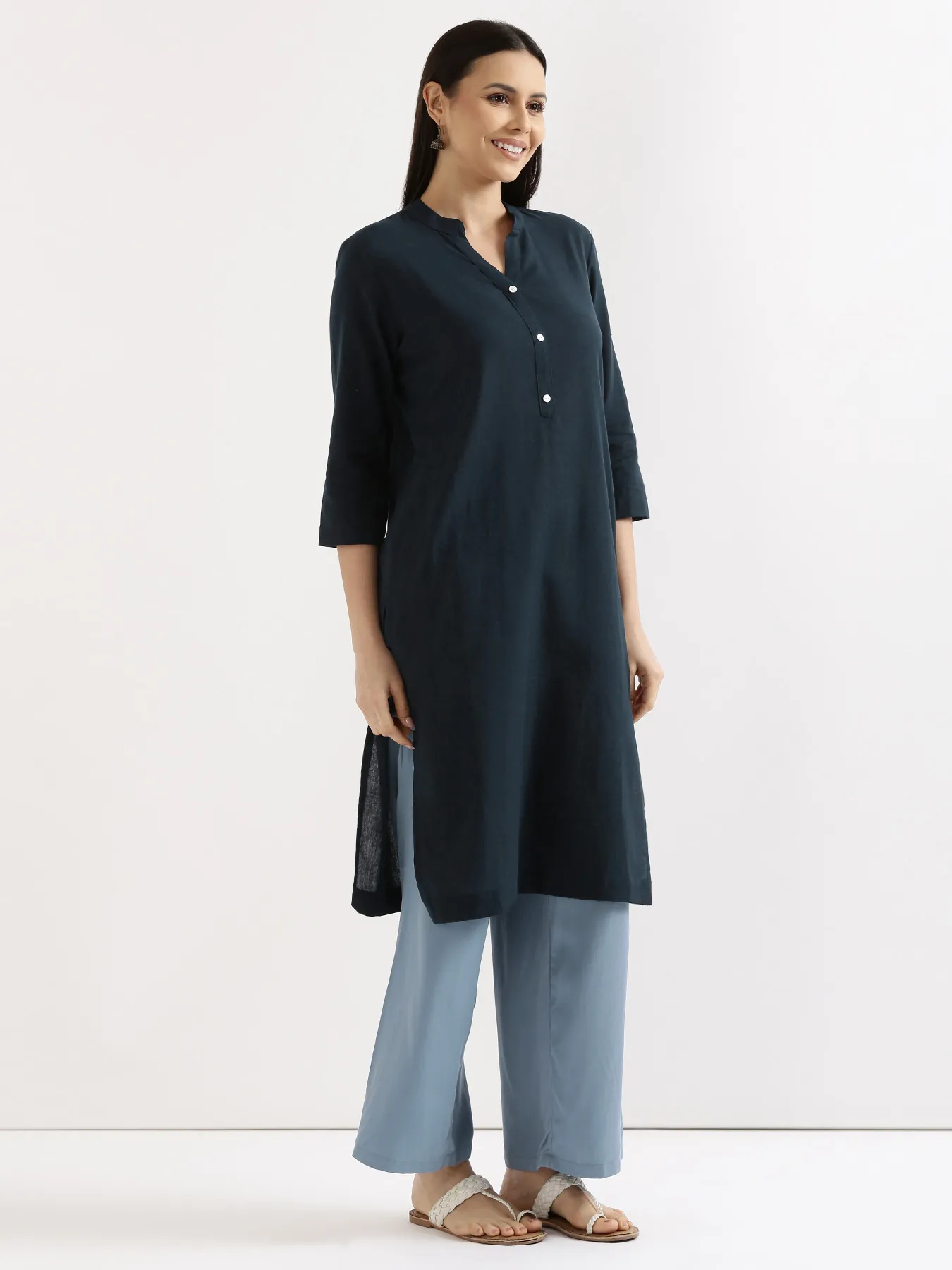 Women Navy Blue Airy Linen Long Kurta & English Blue Viscose Palazzo Pant Set - Image 10