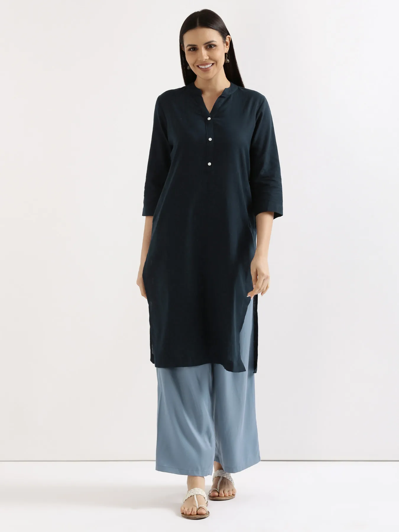 Women Navy Blue Airy Linen Long Kurta & English Blue Viscose Palazzo Pant Set - Image 3