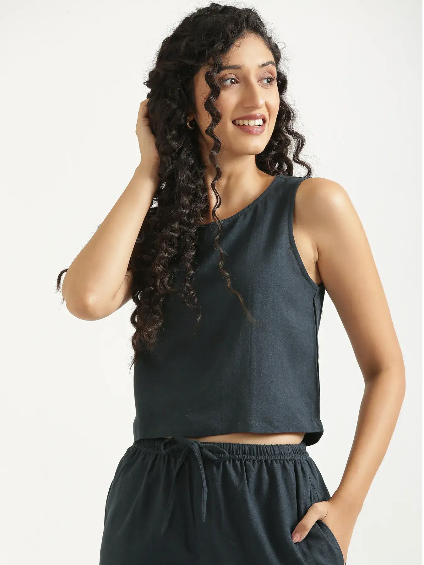 Women Navy Blue Flowy Linen Short Set - Image 2