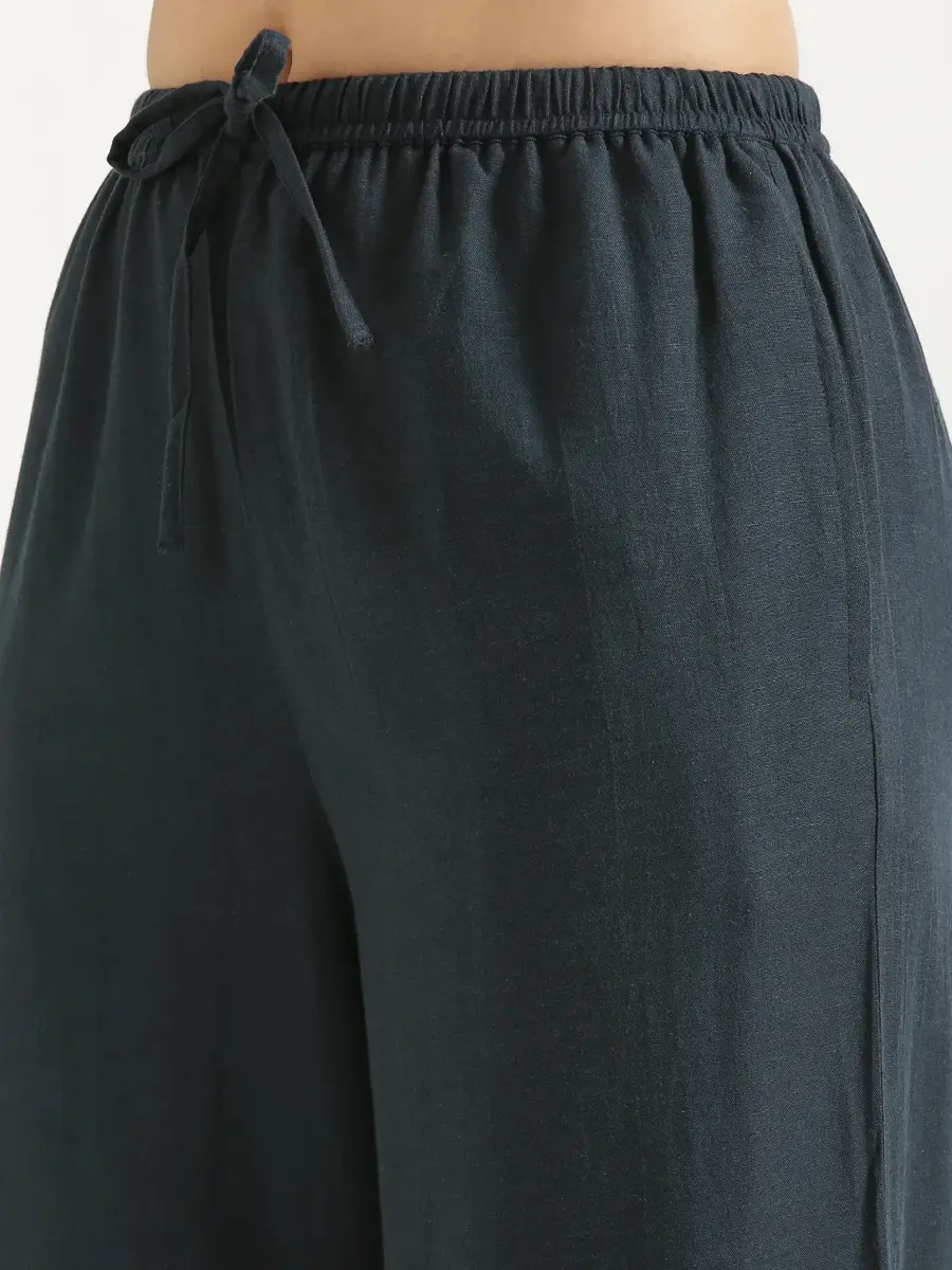 Women Navy Blue Flowy Linen Wide Leg Pants - Image 11