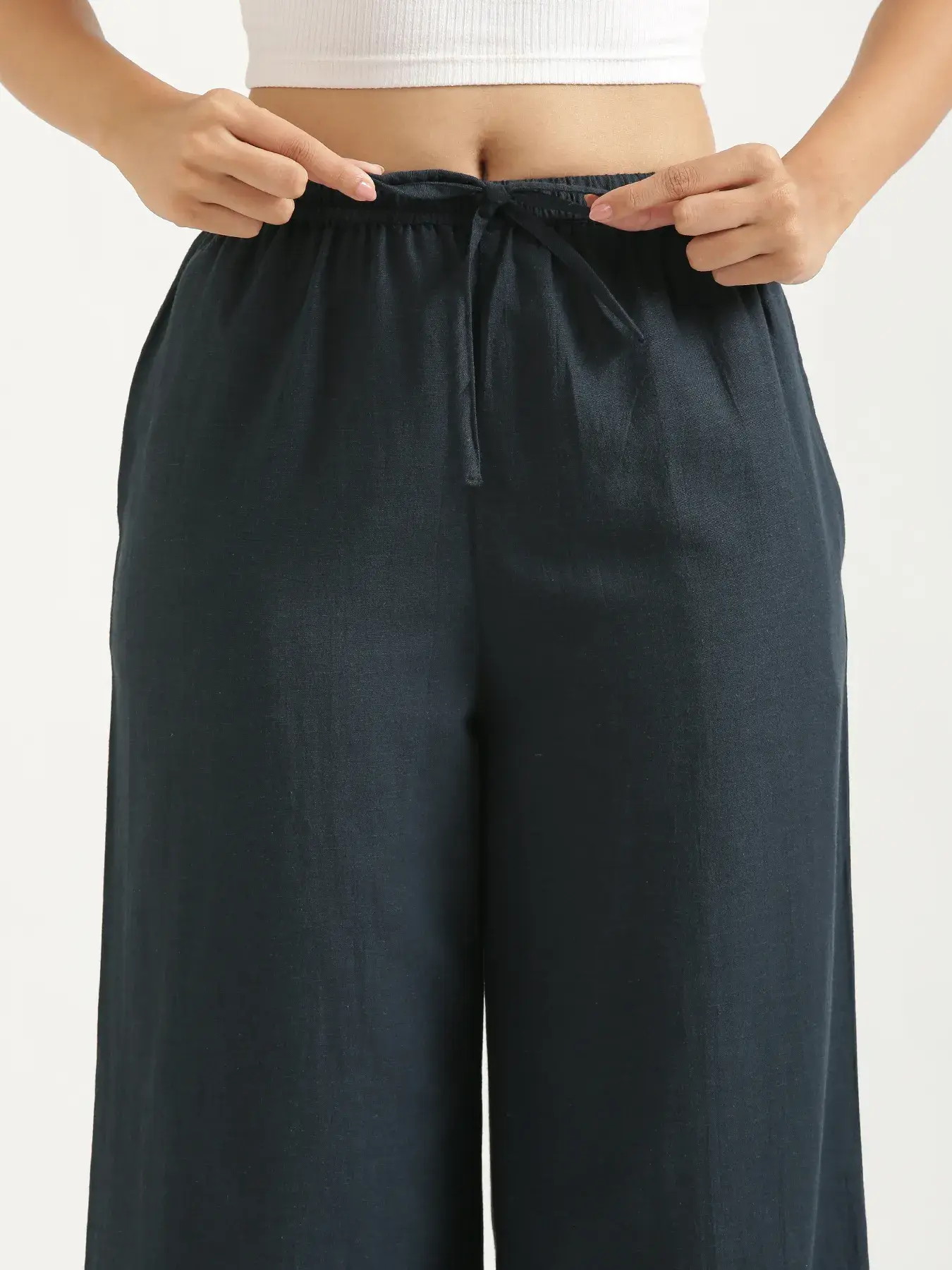 Women Navy Blue Flowy Linen Wide Leg Pants - Image 6