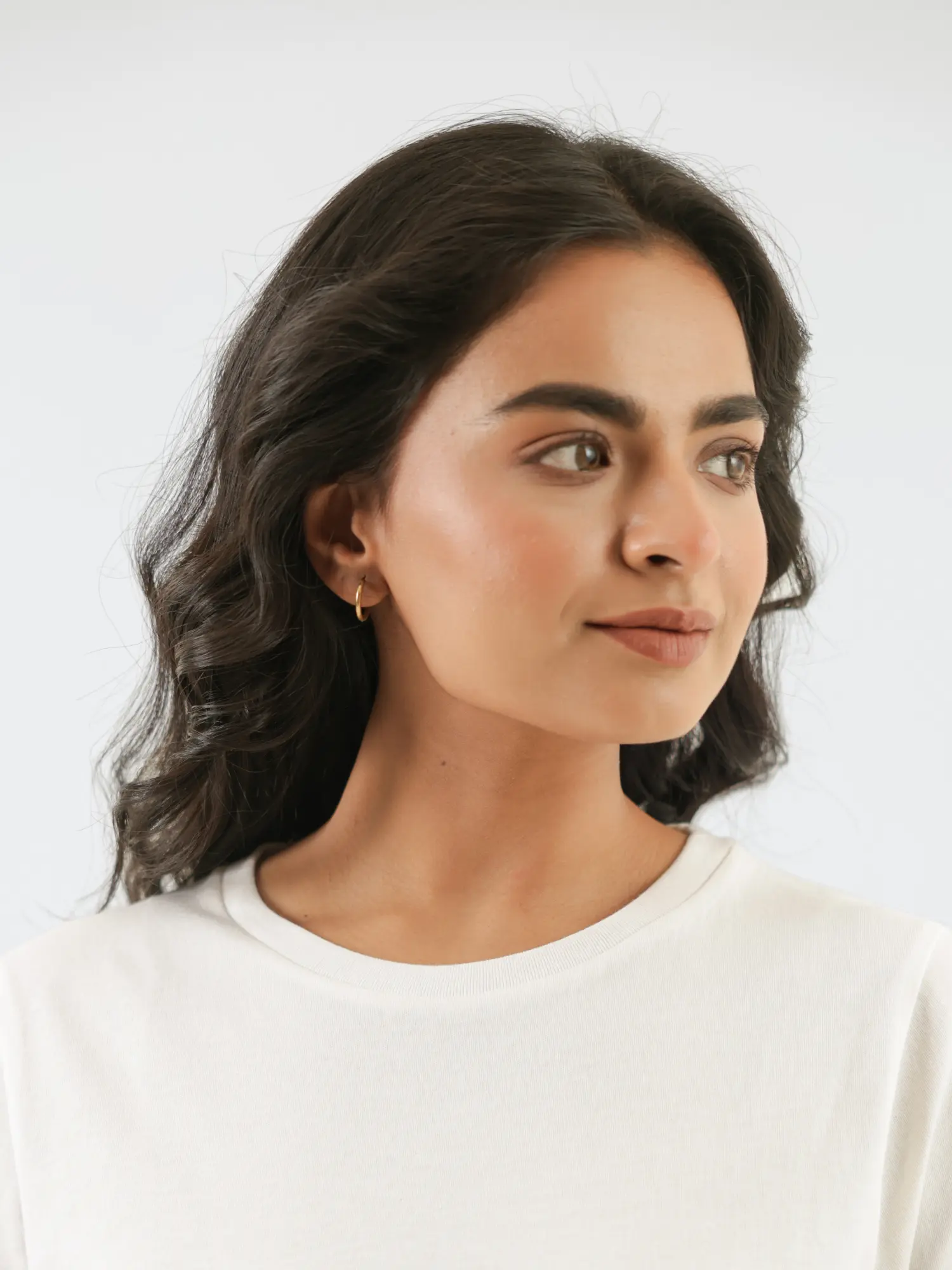 Women Off White Round Neck T-shirt - Image 4