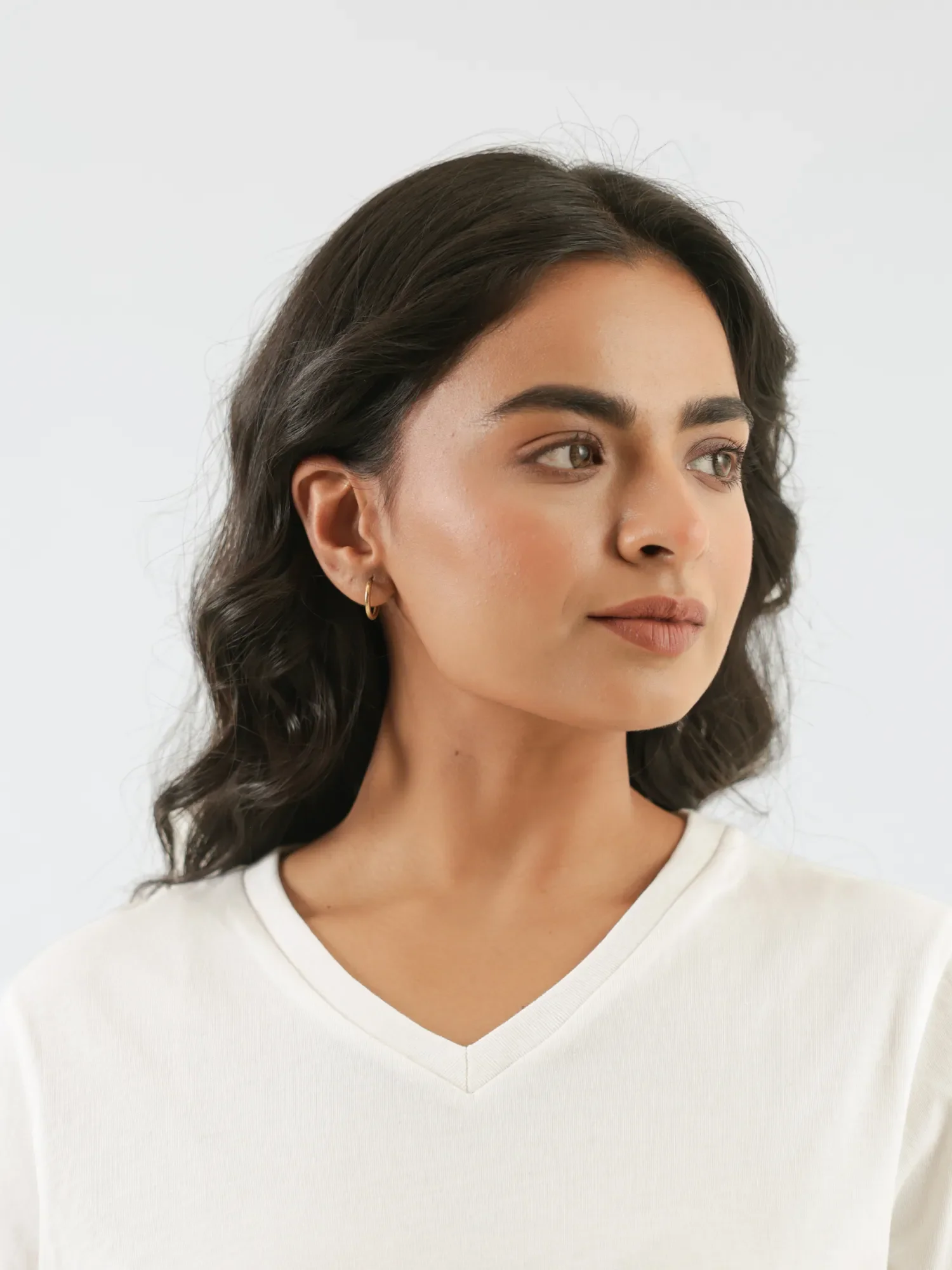 Women Off White V-neck T-shirt - Image 4