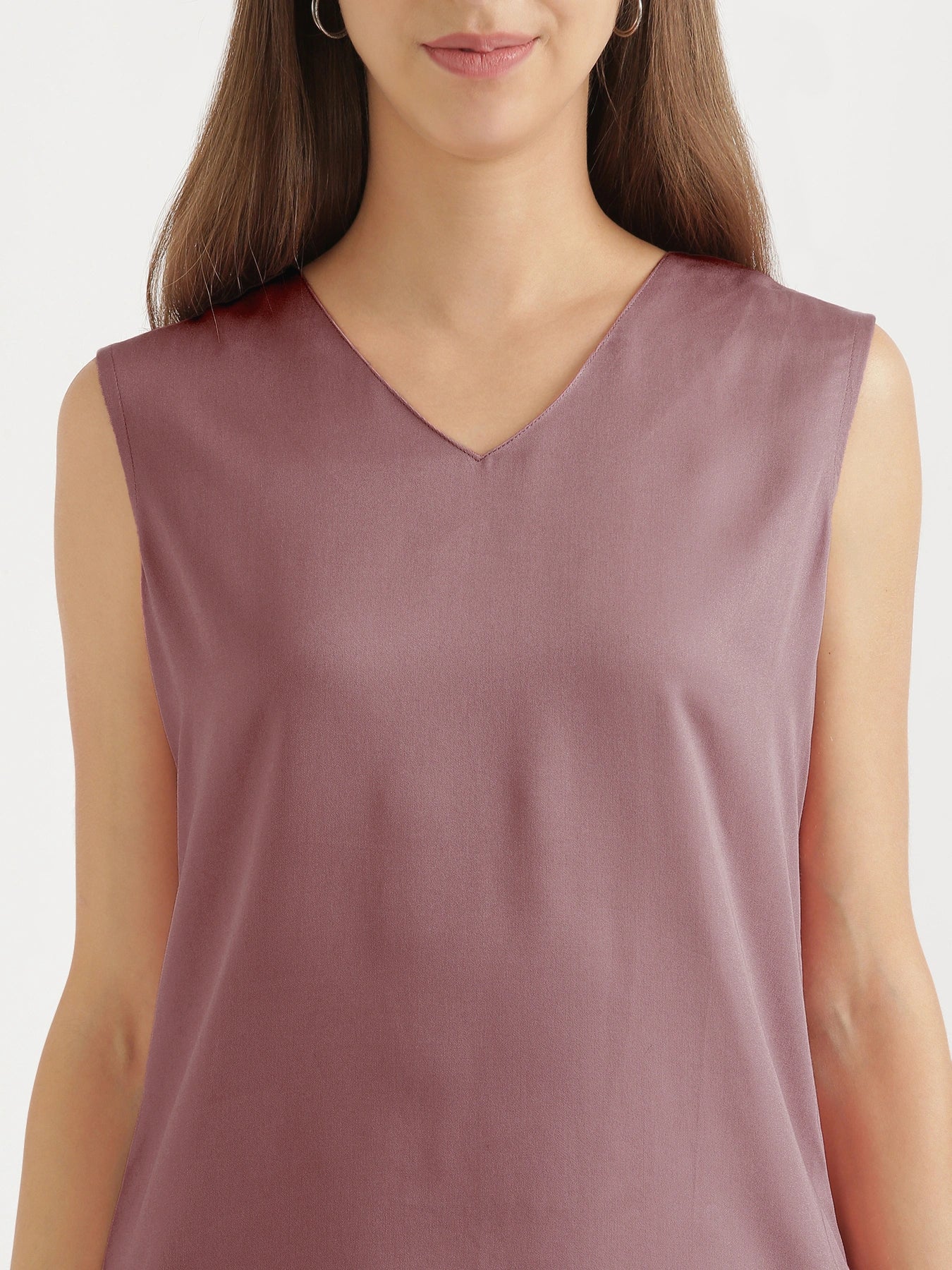 Women Rose Taupe V-Neck Sleeveless Top - Image 4