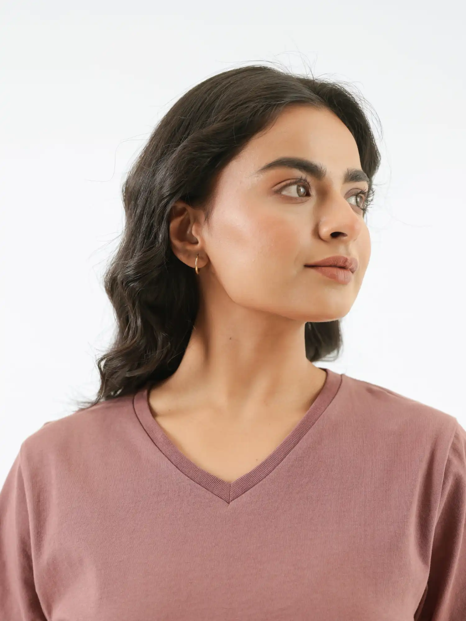 Women Rose Taupe V-neck T-shirt - Image 4