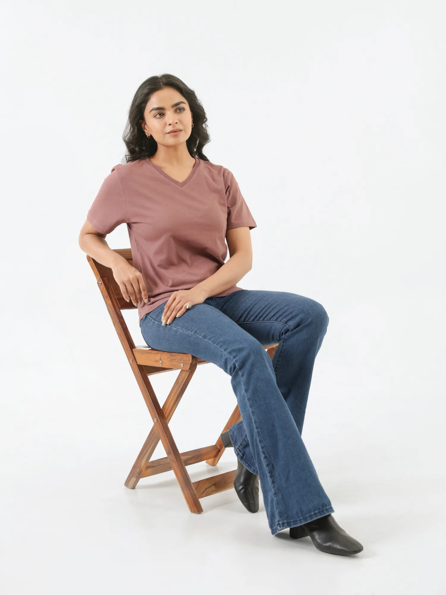 Women Rose Taupe V-neck T-shirt - Image 9