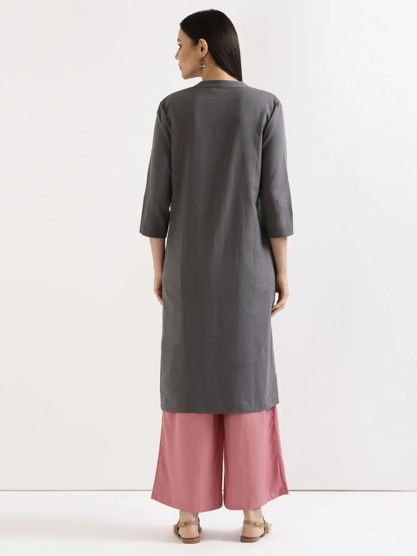 Women Slate Grey Airy Linen Long Kurta & Rose Viscose Palazzo Pant Set - Image 10
