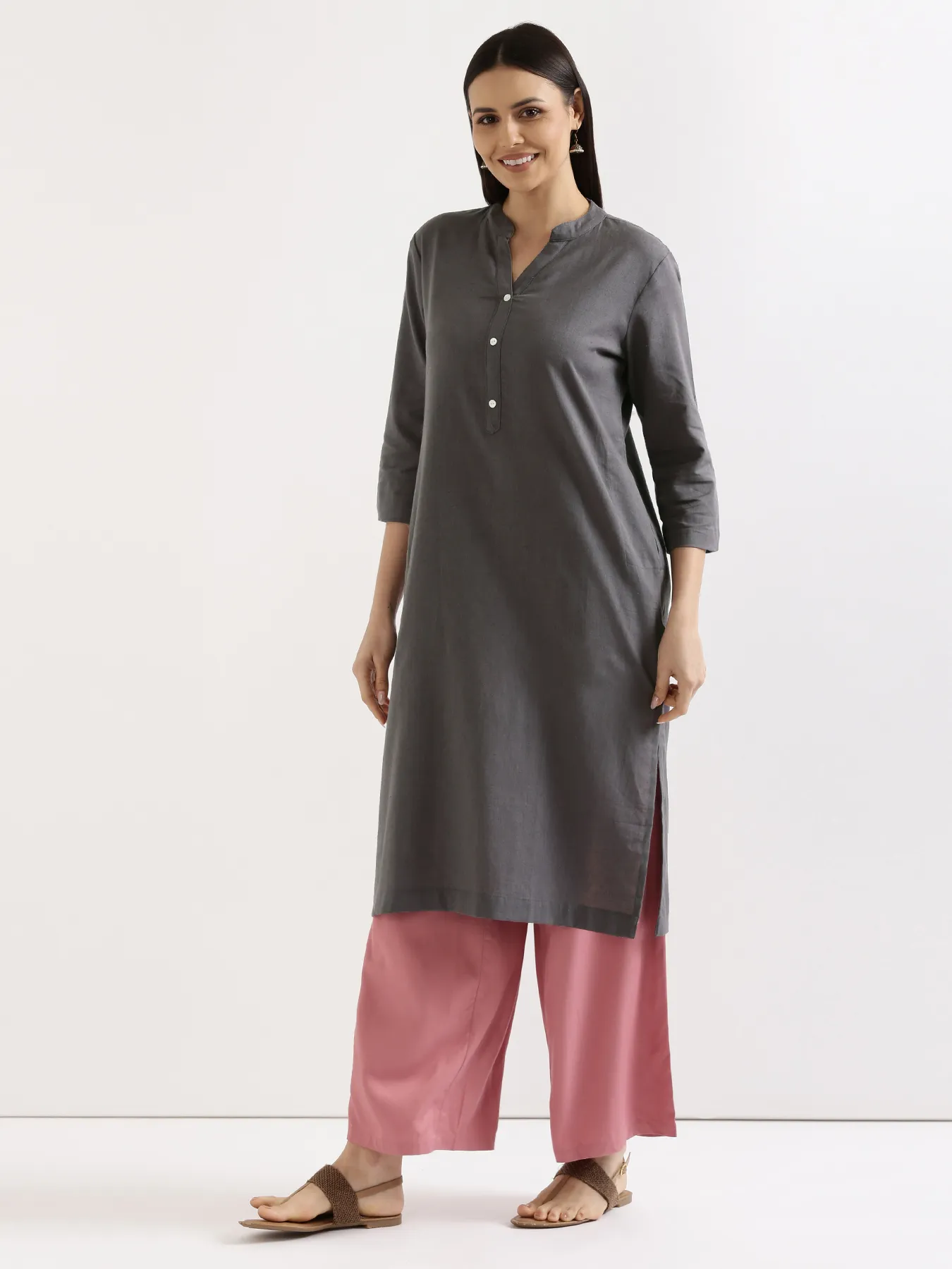 Women Slate Grey Airy Linen Long Kurta & Rose Viscose Palazzo Pant Set - Image 4