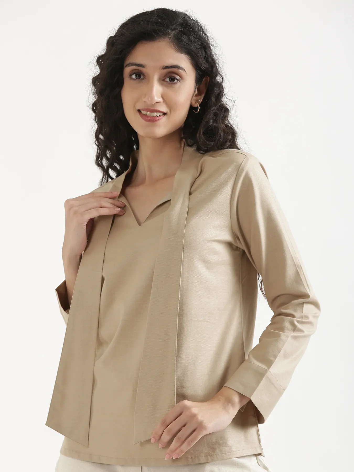 Women Taupe Linen Blend Knot Blouse & Ecru Airy Linen Straight Pants Pant Set - Image 4