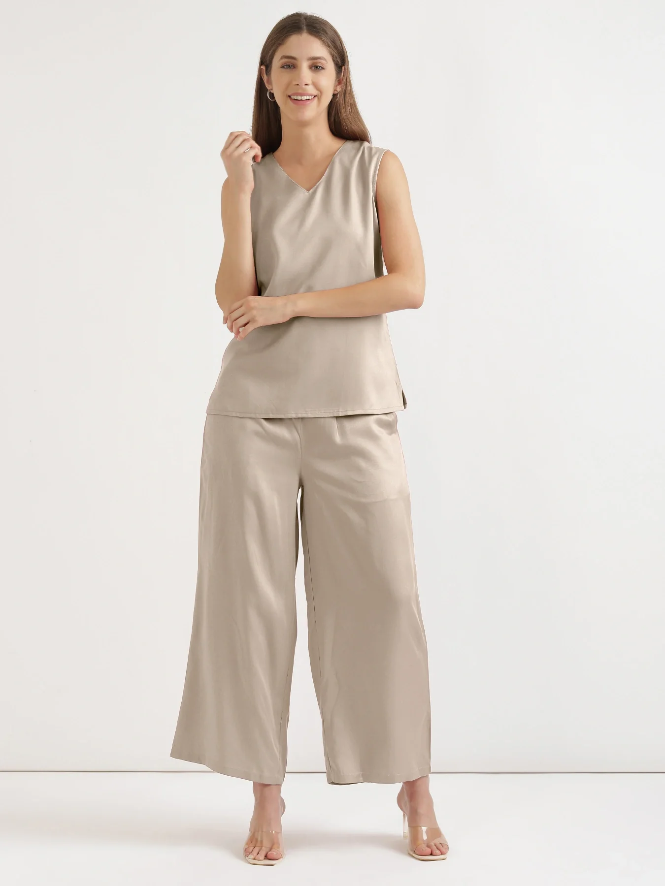 Women Taupe V-Neck Sleeveless Top - Image 3